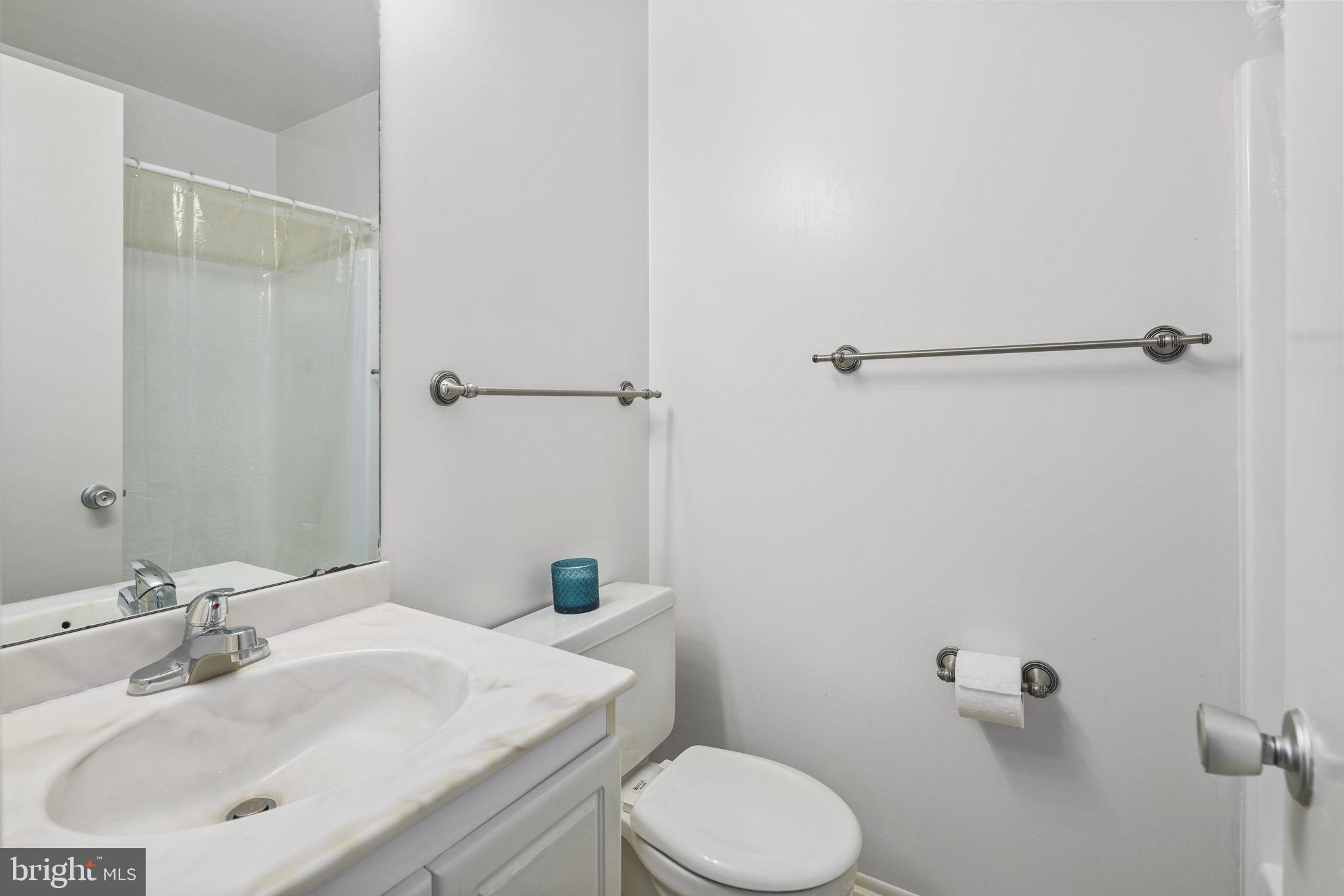 FOX MILL ESTATES - Residential