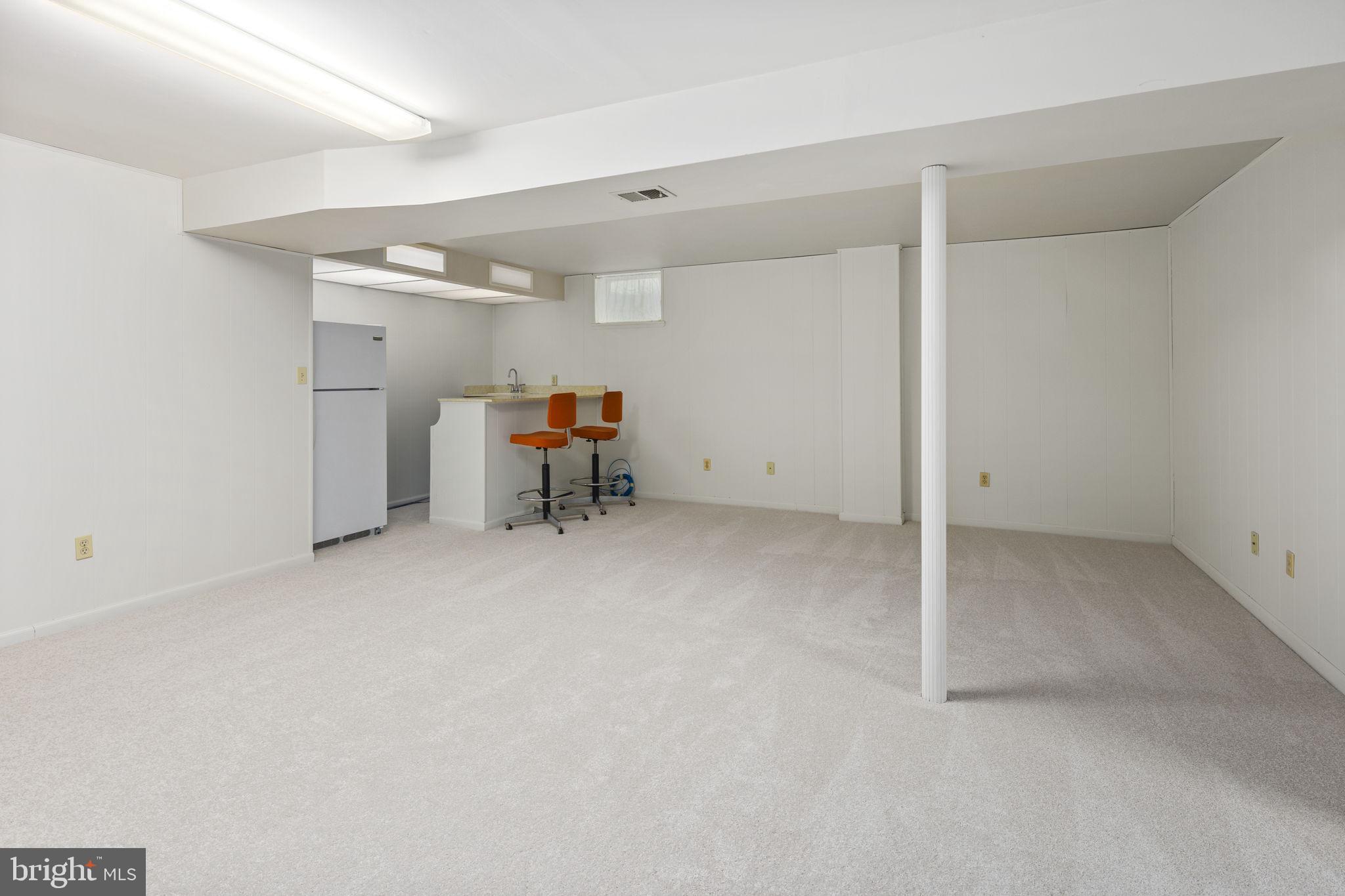 FOX MILL ESTATES - Residential