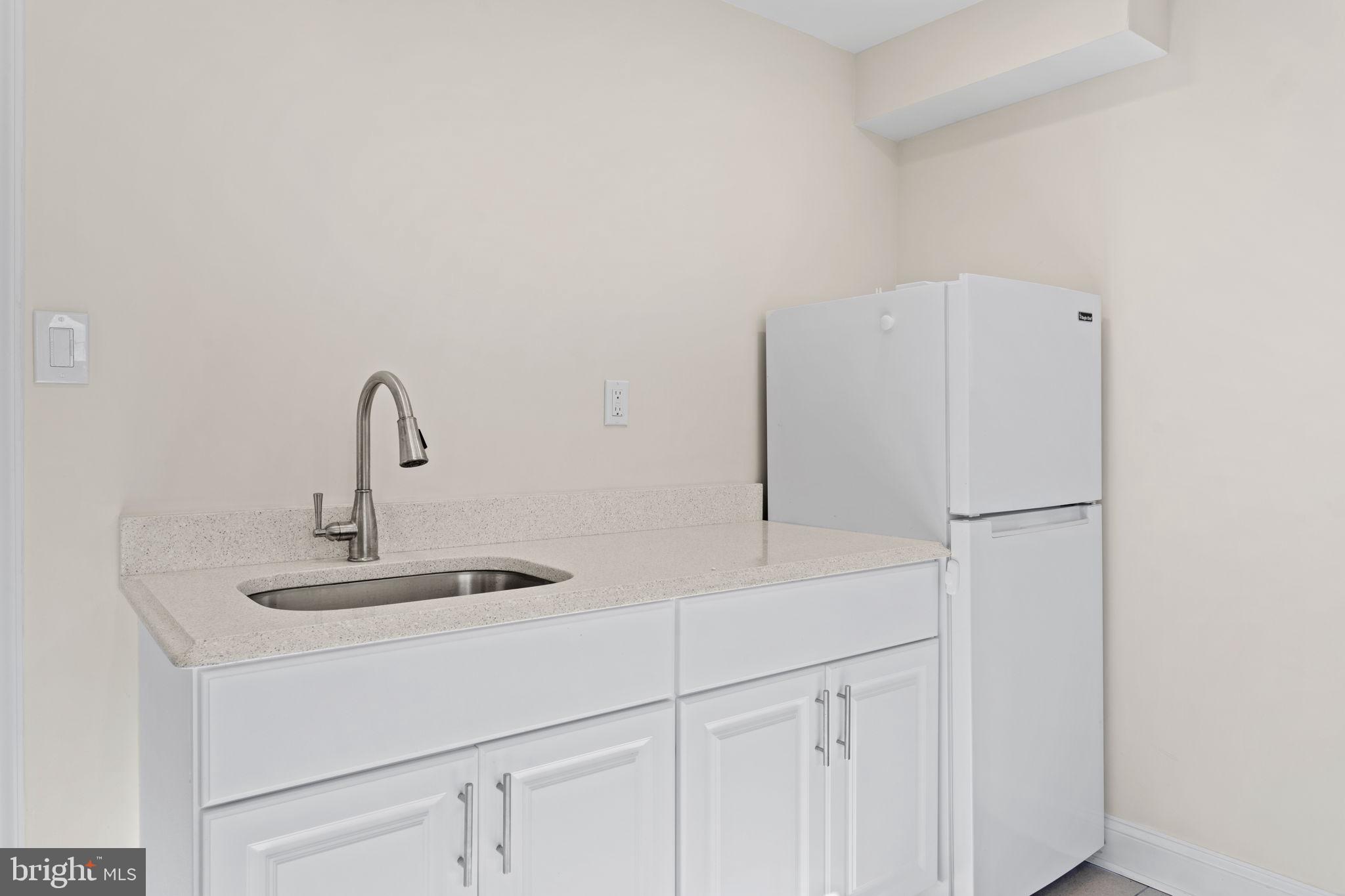 POINT OF ROCKS ESTATES - Residential