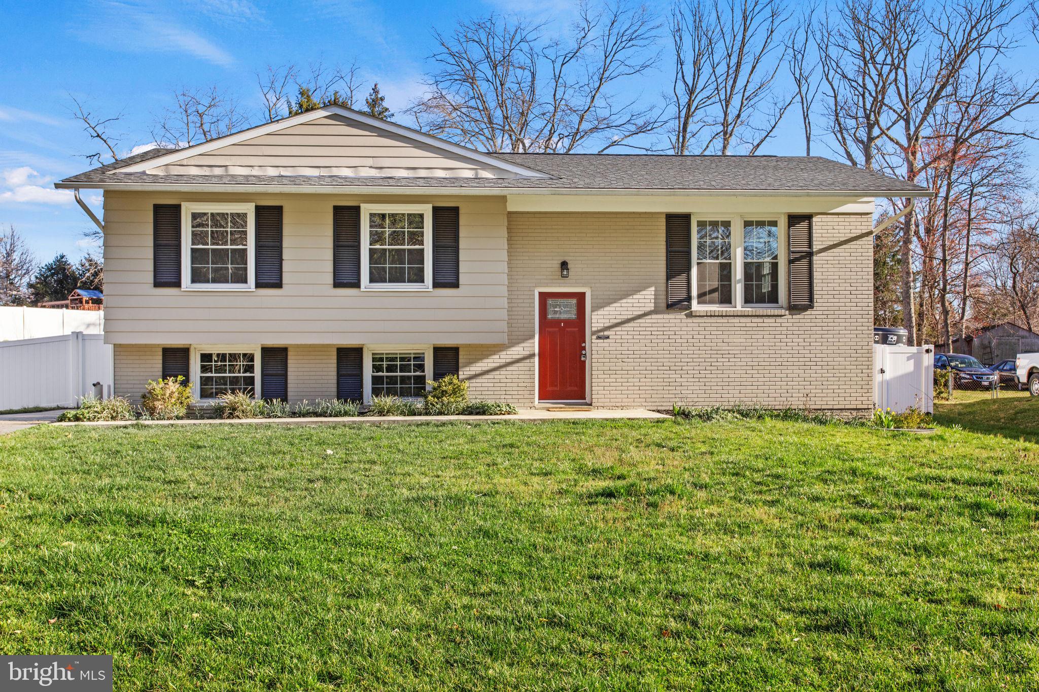 POINT OF ROCKS ESTATES - Residential