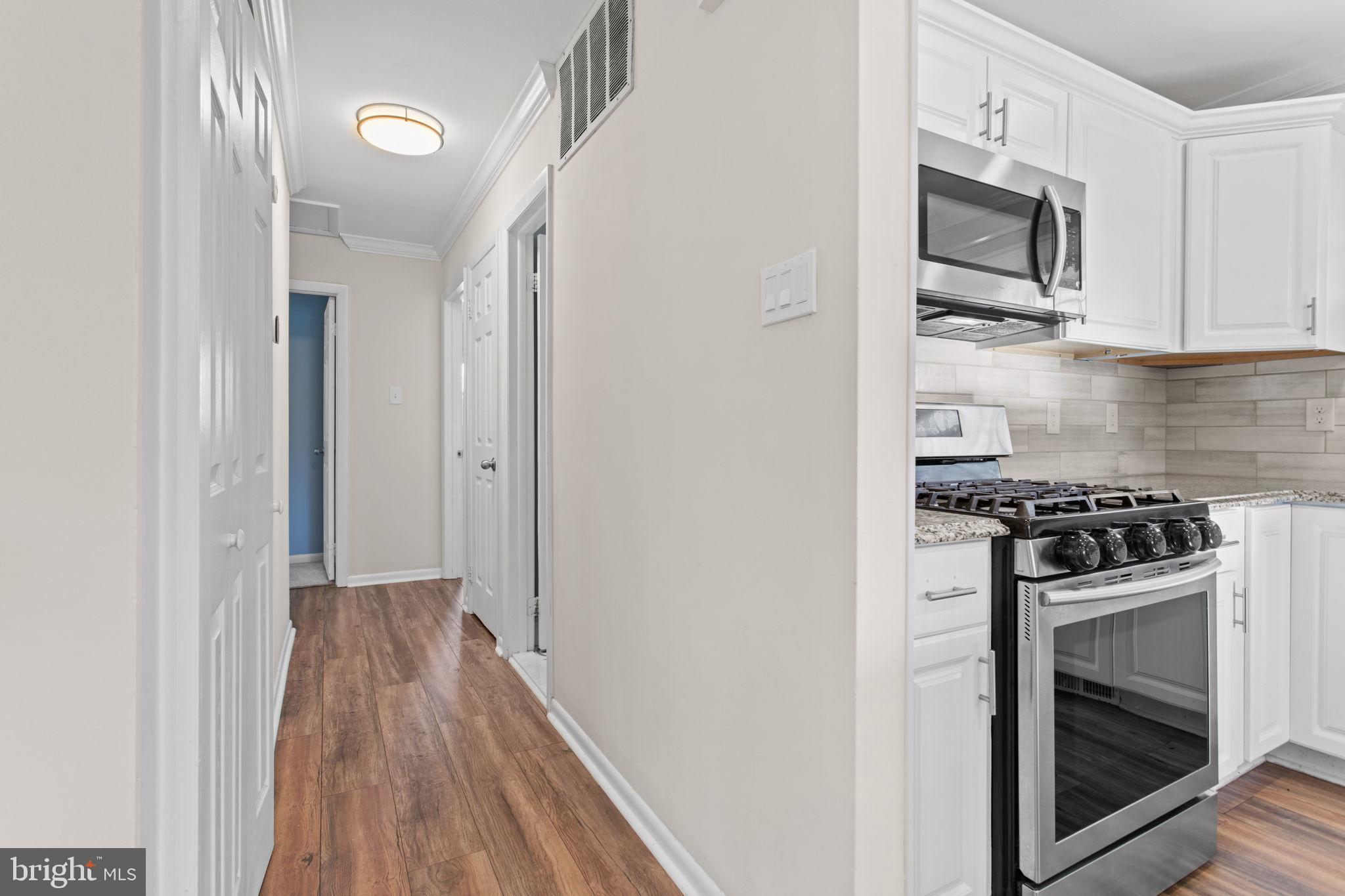 POINT OF ROCKS ESTATES - Residential