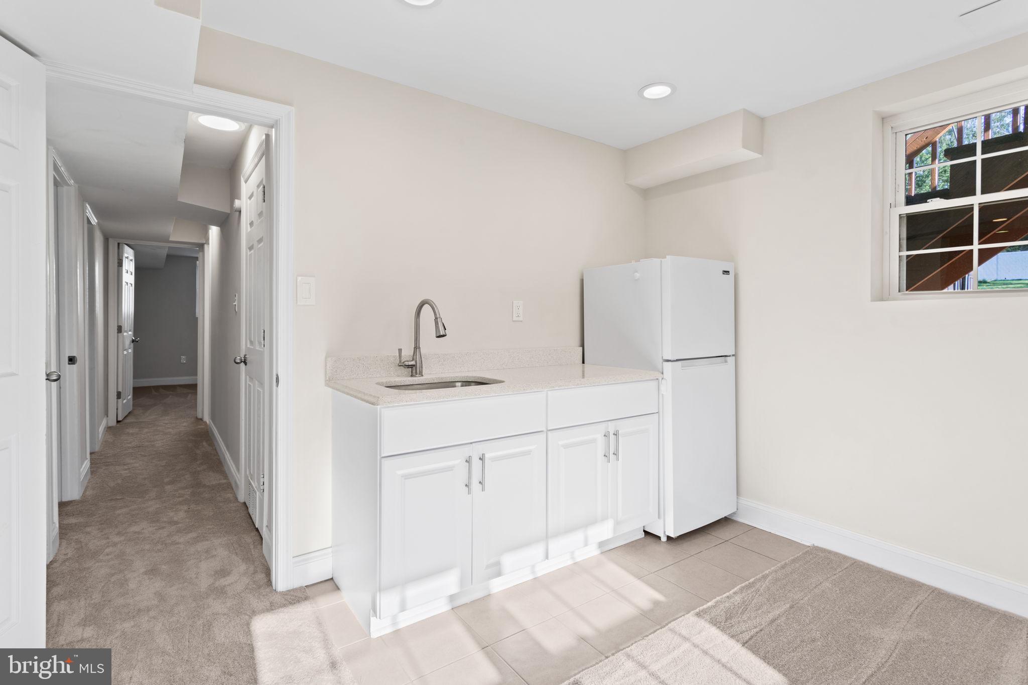 POINT OF ROCKS ESTATES - Residential