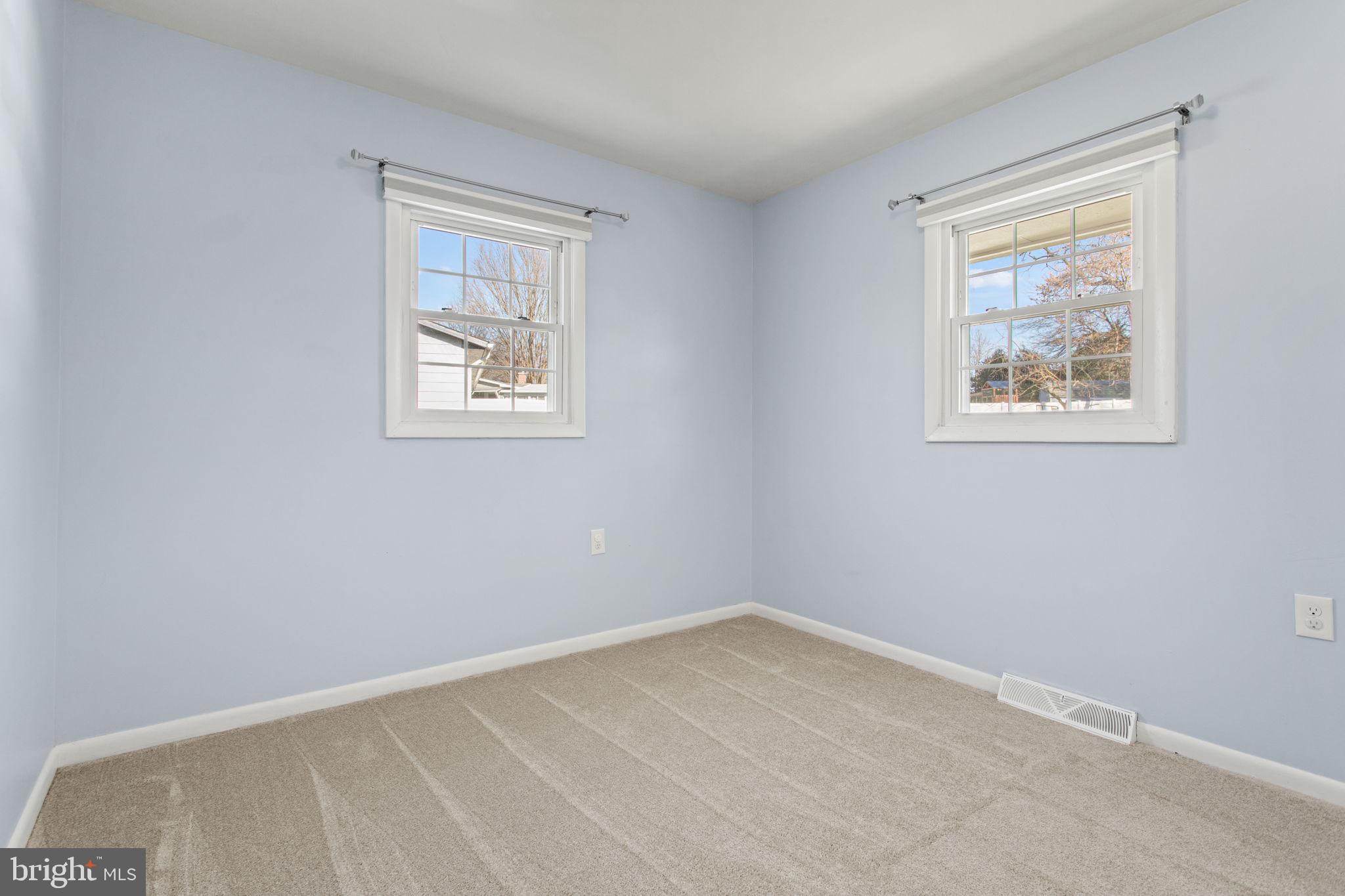 POINT OF ROCKS ESTATES - Residential