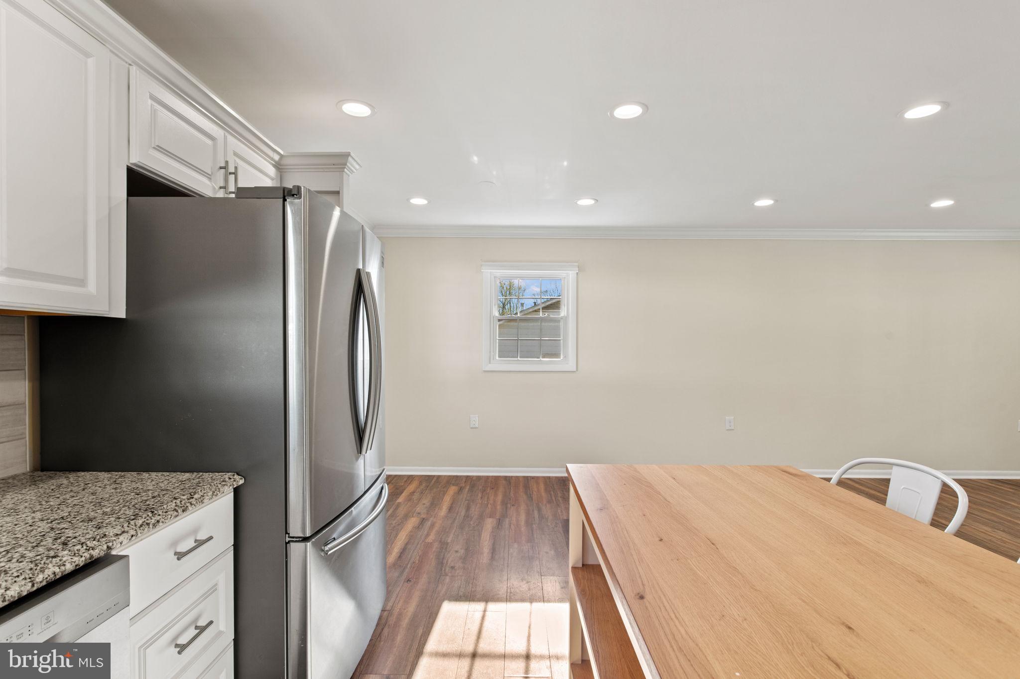 POINT OF ROCKS ESTATES - Residential