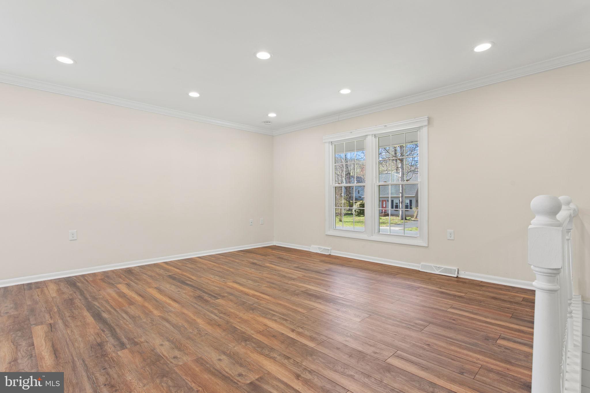 POINT OF ROCKS ESTATES - Residential