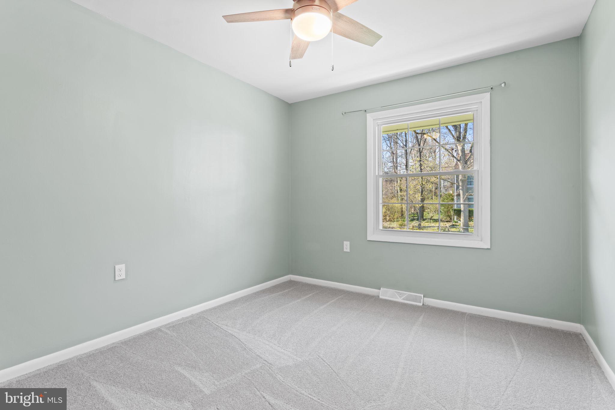 POINT OF ROCKS ESTATES - Residential