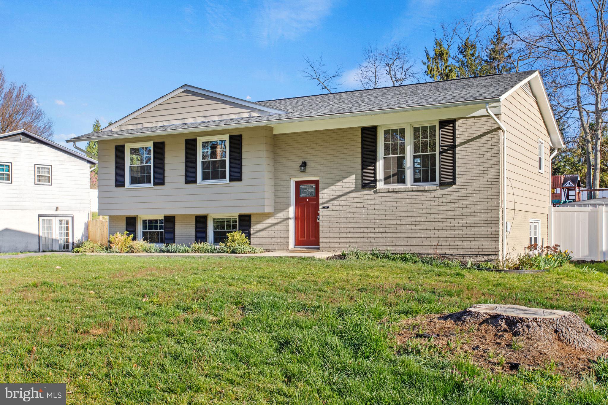 POINT OF ROCKS ESTATES - Residential