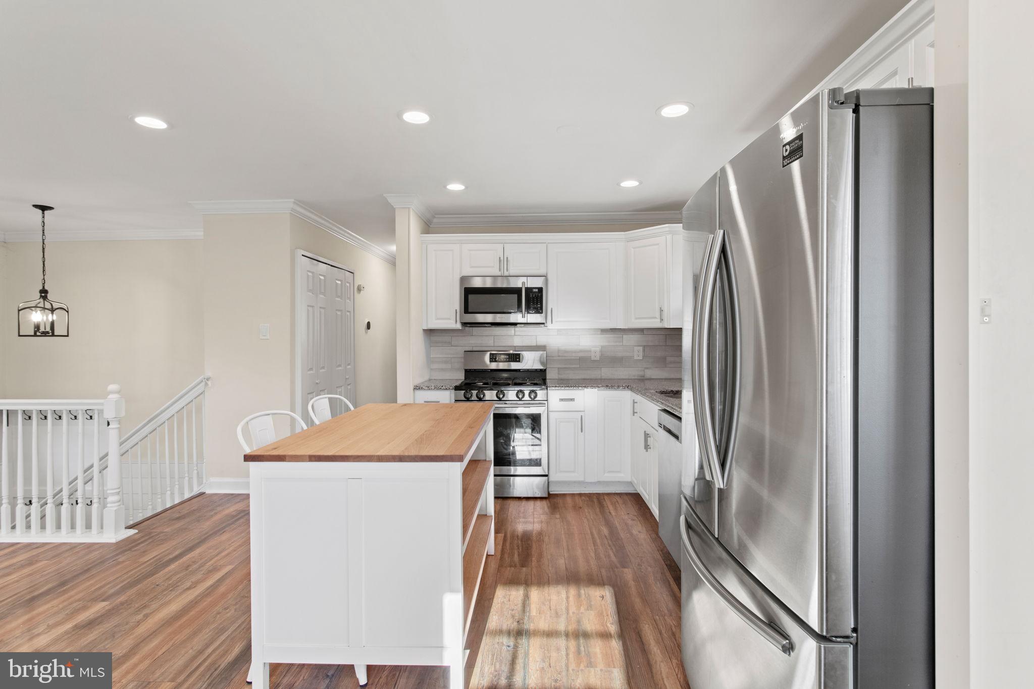 POINT OF ROCKS ESTATES - Residential