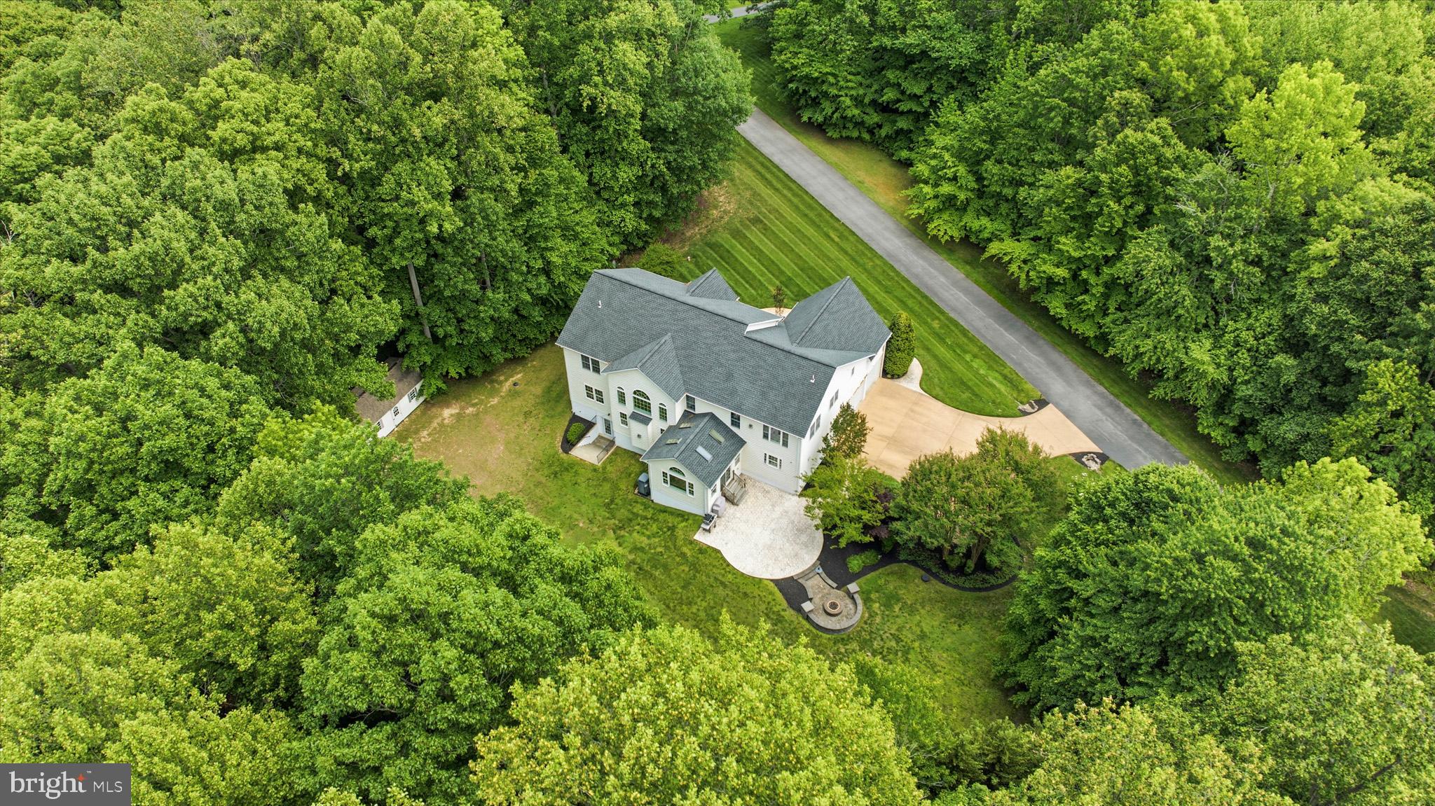 LYONS CREEK OVERLOOK - Residential