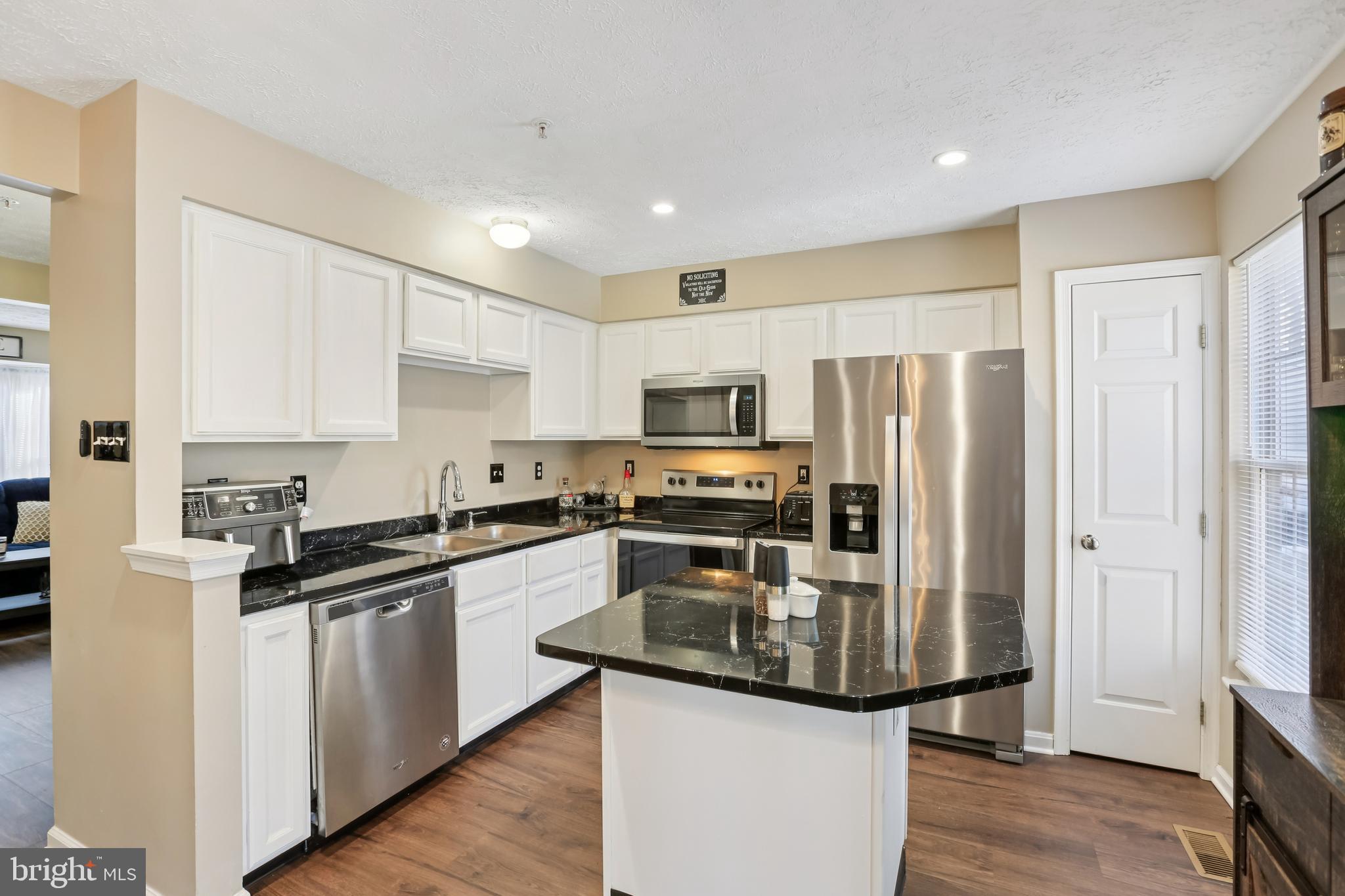 DURHAM MANOR - Residential