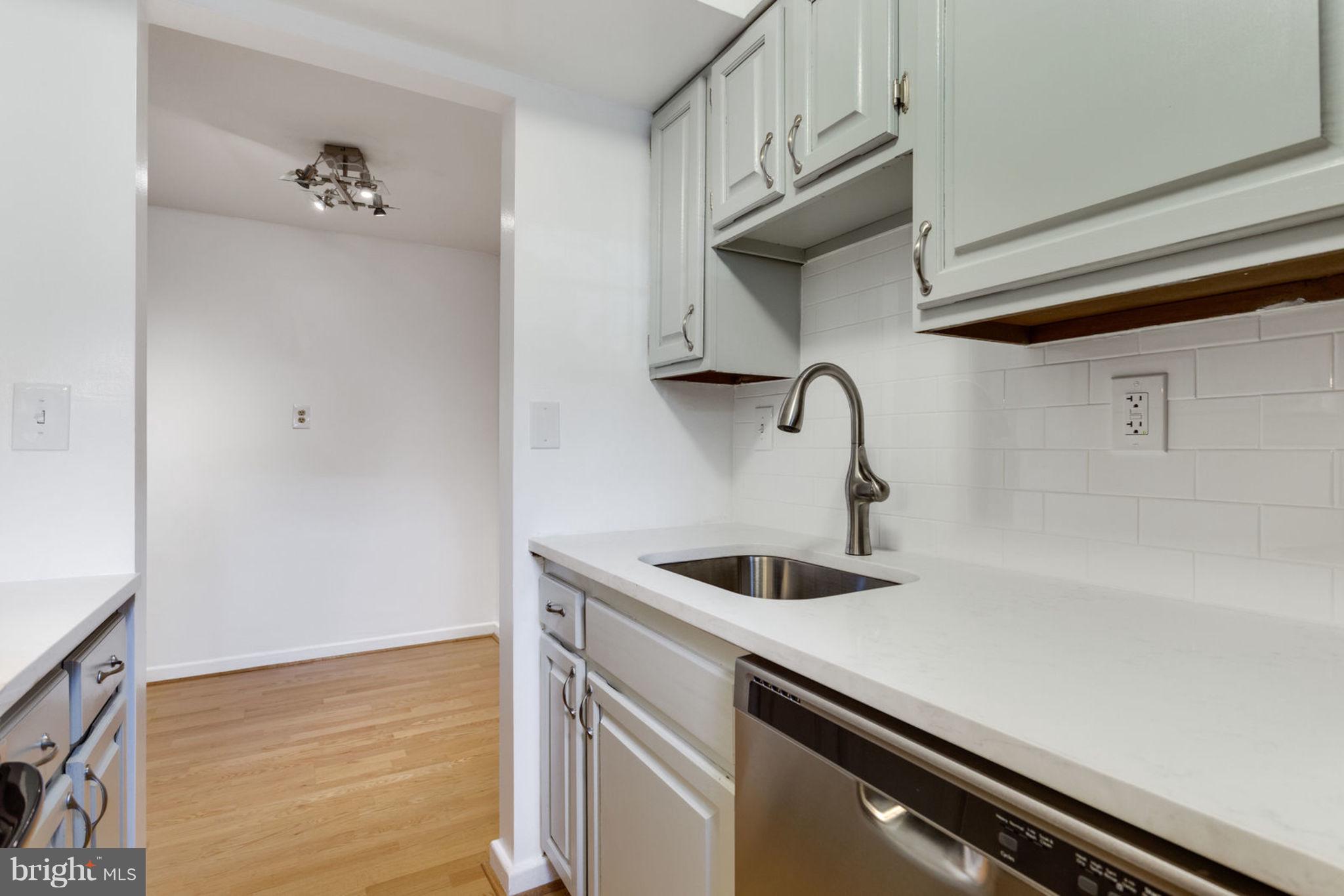 PARK GLEN - Residential Lease