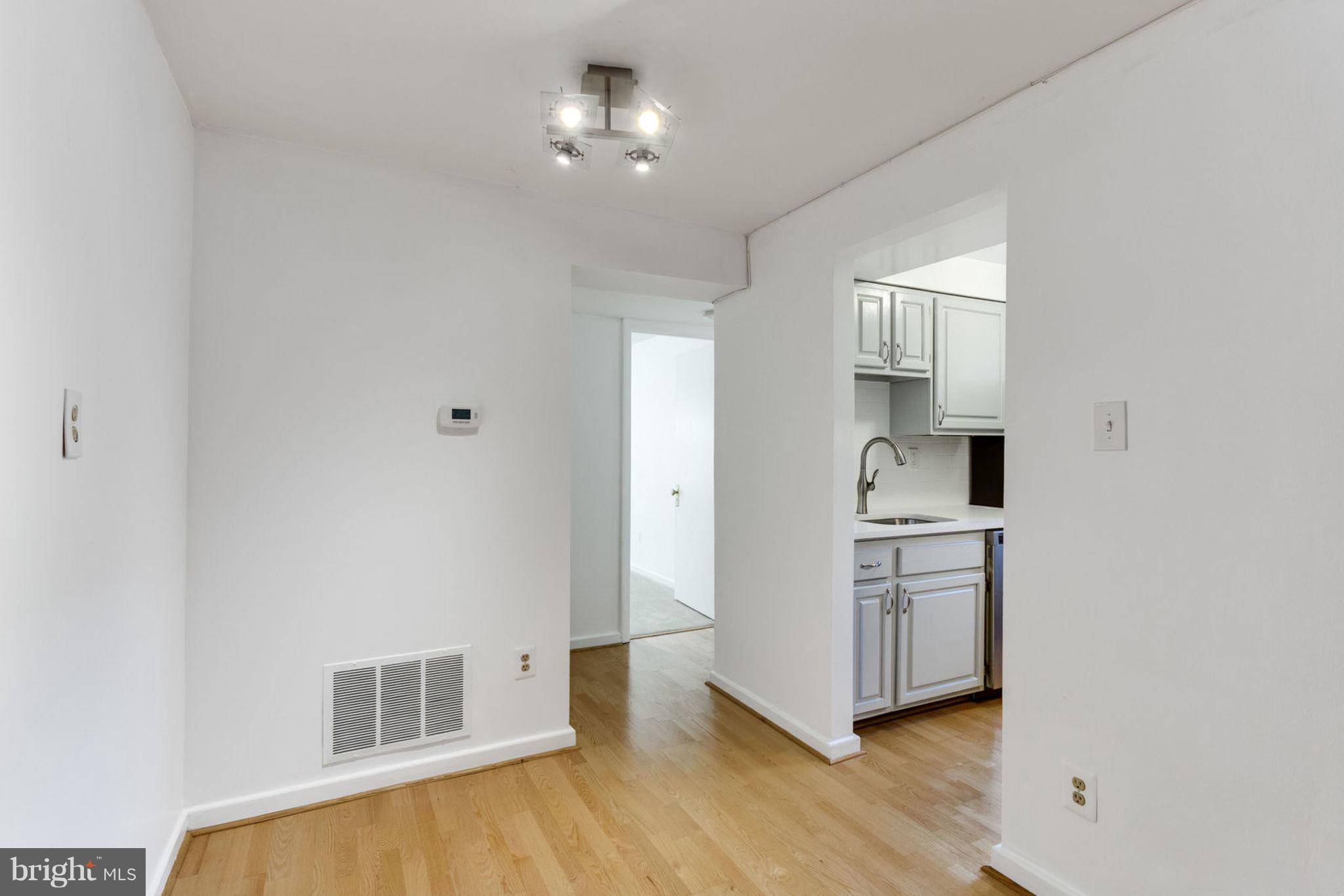 PARK GLEN - Residential Lease