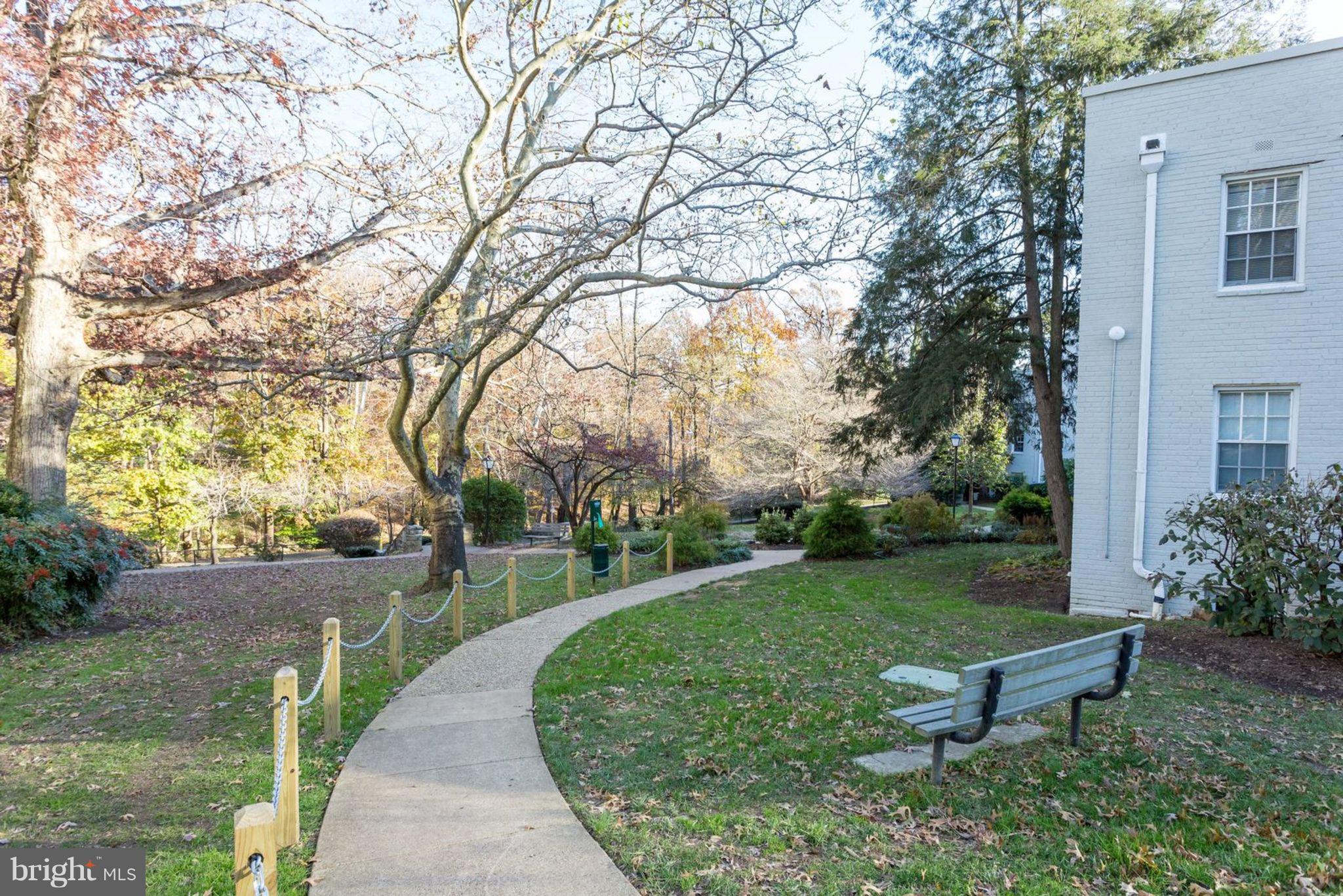 PARK GLEN - Residential Lease