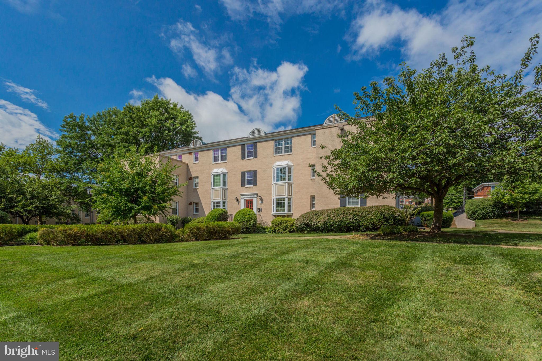 PARK GLEN - Residential Lease