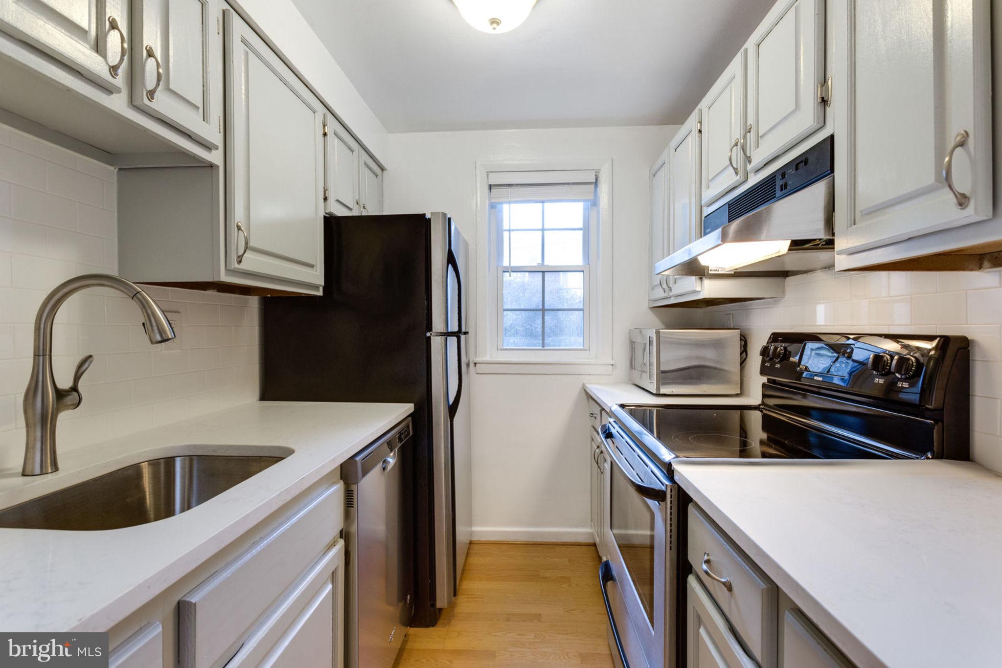 PARK GLEN - Residential Lease