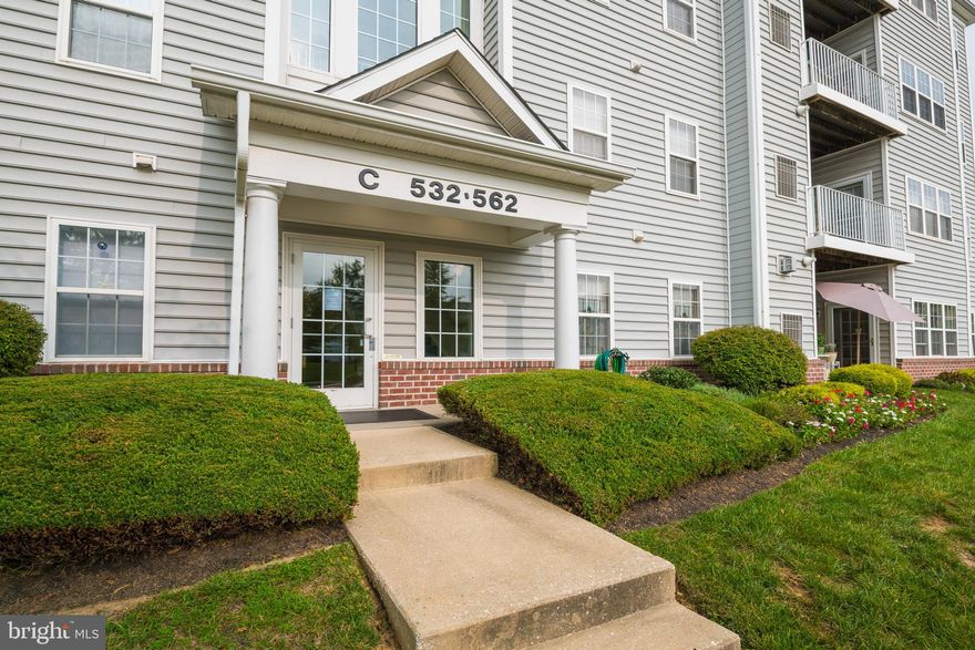 Resort-like community living, including a pool, hot tub, docks, water access &  walking trails. Beautiful second floor condo boasts open floor plan with updated kitchen with granite counter tops, under and over cabinet lighting,  double ovens, separate breakfast room  attached, both with grey wood flooring .  Spacious living room w/fireplace. Separate formal dining room  Large master bedroom w/sitting area, big walk-in closet and updated master bathroom.  On the other wing of the condo is the large second bedroom and second full bathroom. This is an elevator building!  Water lovers this home is for you!!  This condo is in walking distance to pier for a day of fishing. Please call today for your private tour.