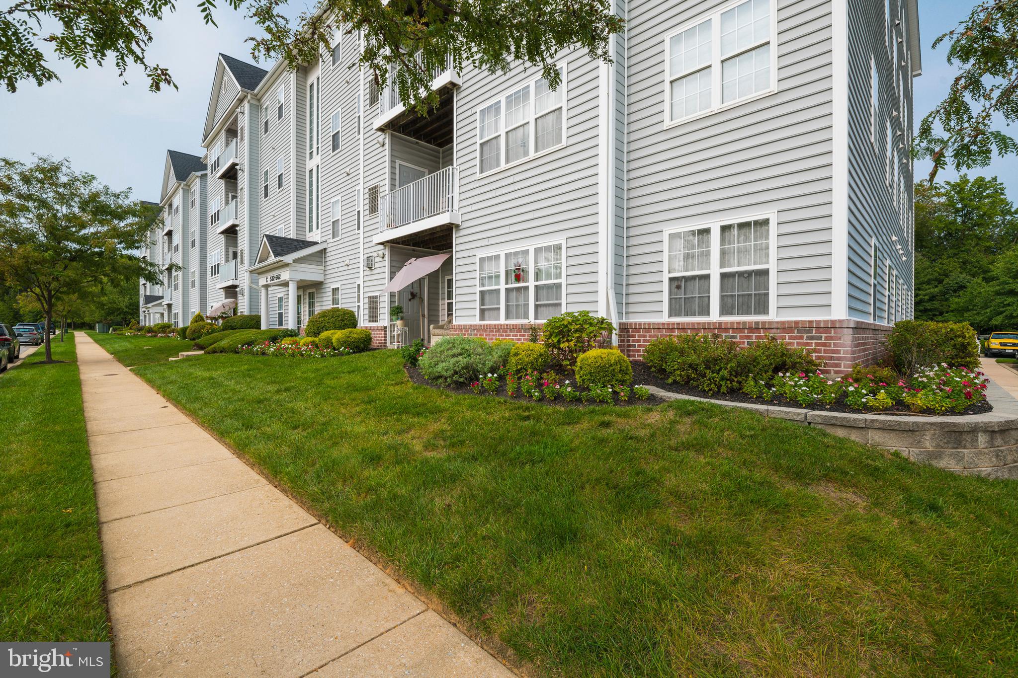 HOPEWELL POINTE - Residential