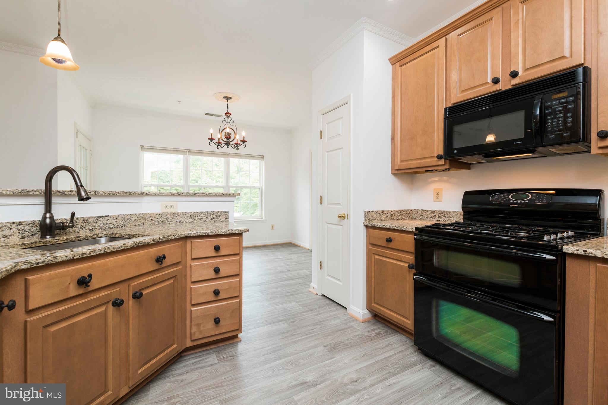 HOPEWELL POINTE - Residential