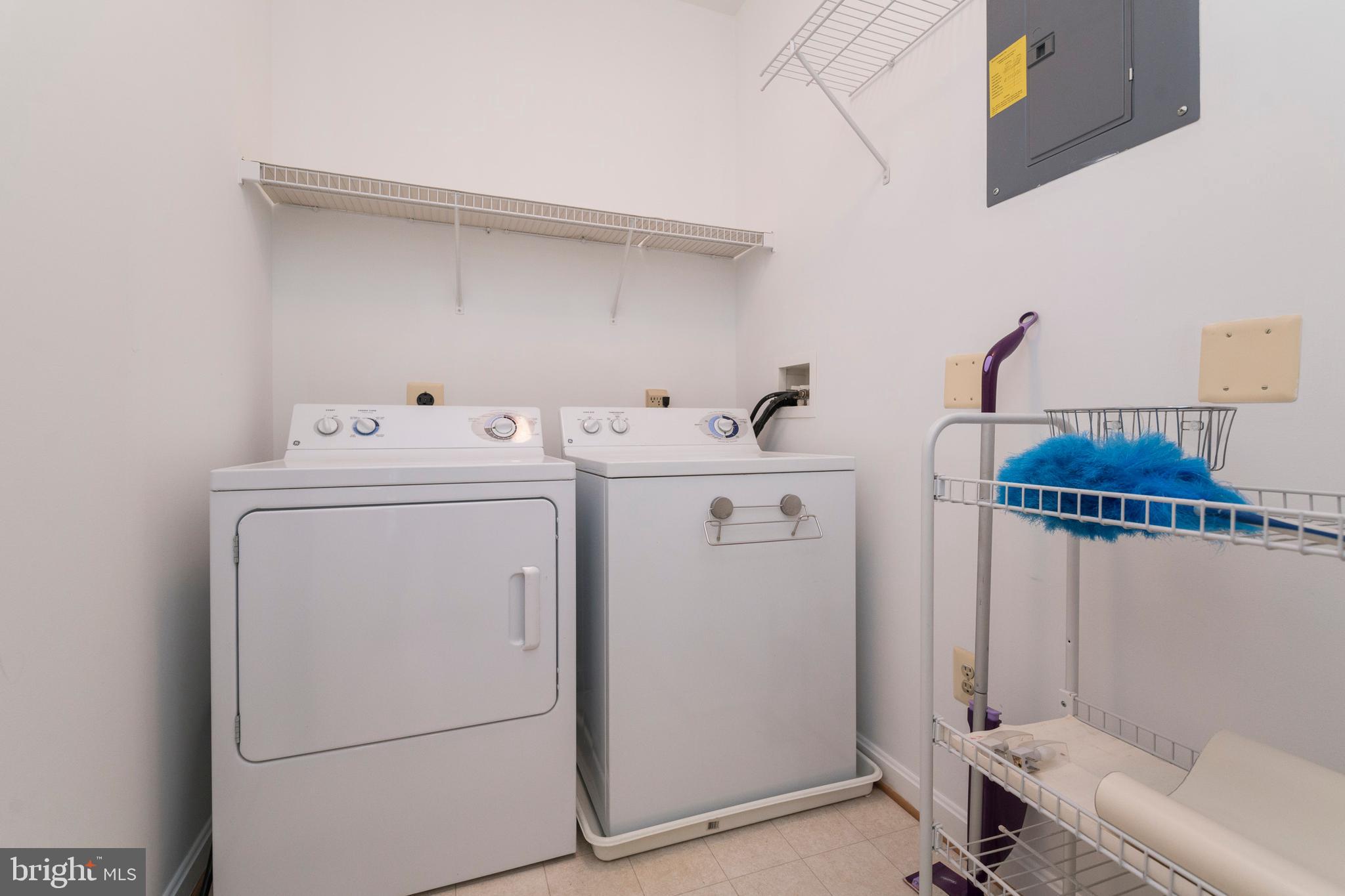 HOPEWELL POINTE - Residential