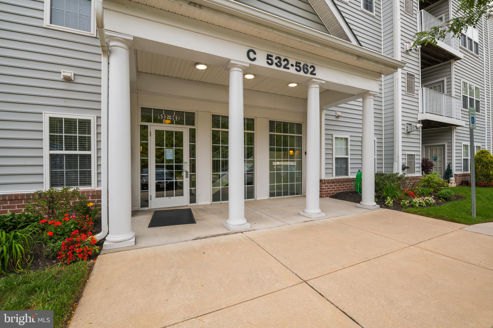 HOPEWELL POINTE - Residential