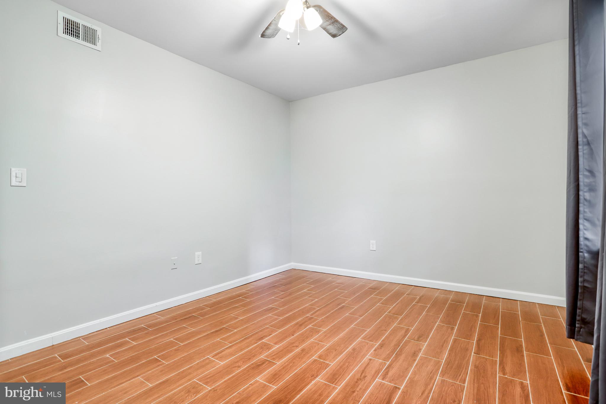 COLONIAL VILLAGE - Residential Lease