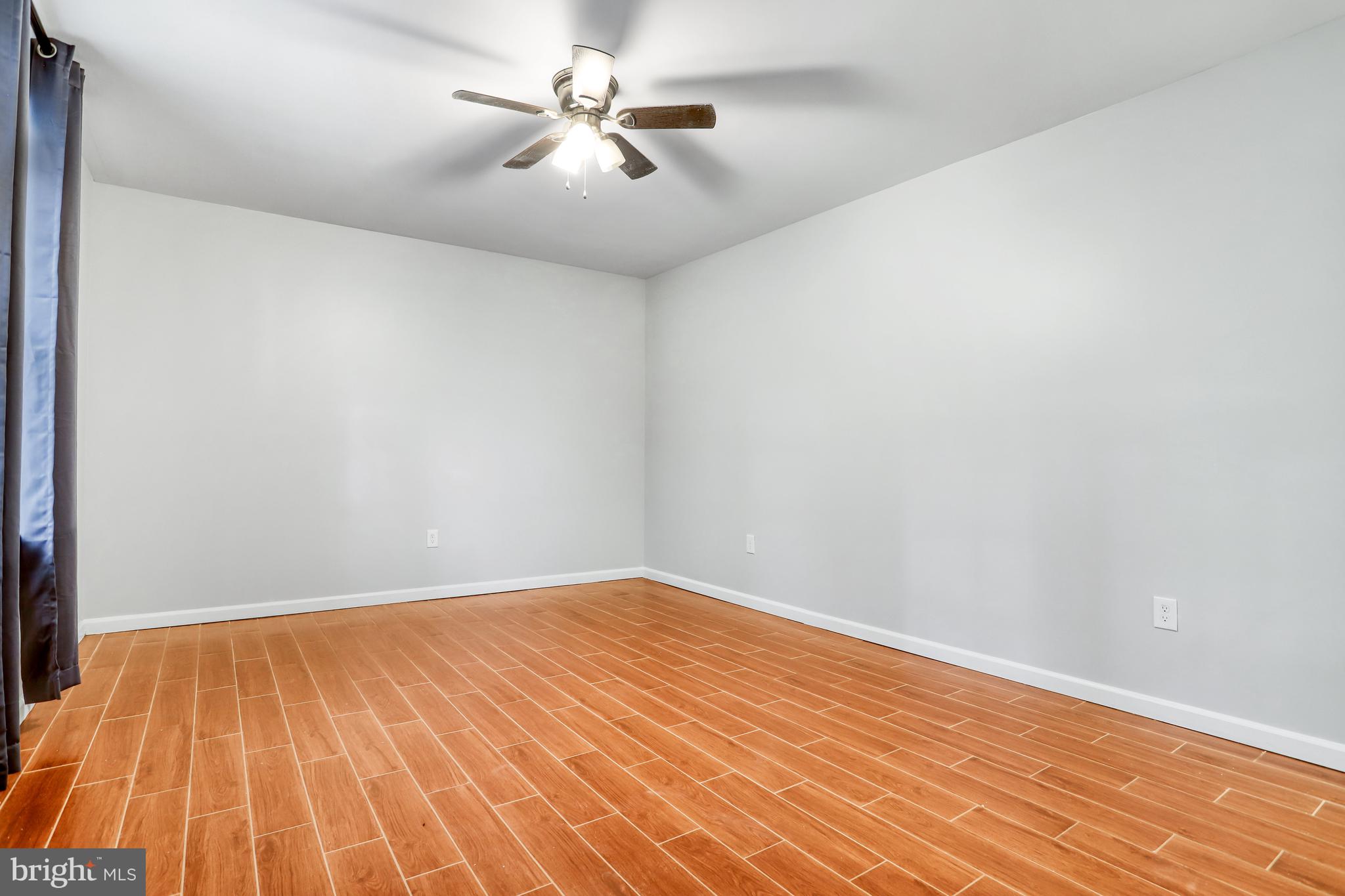 COLONIAL VILLAGE - Residential Lease