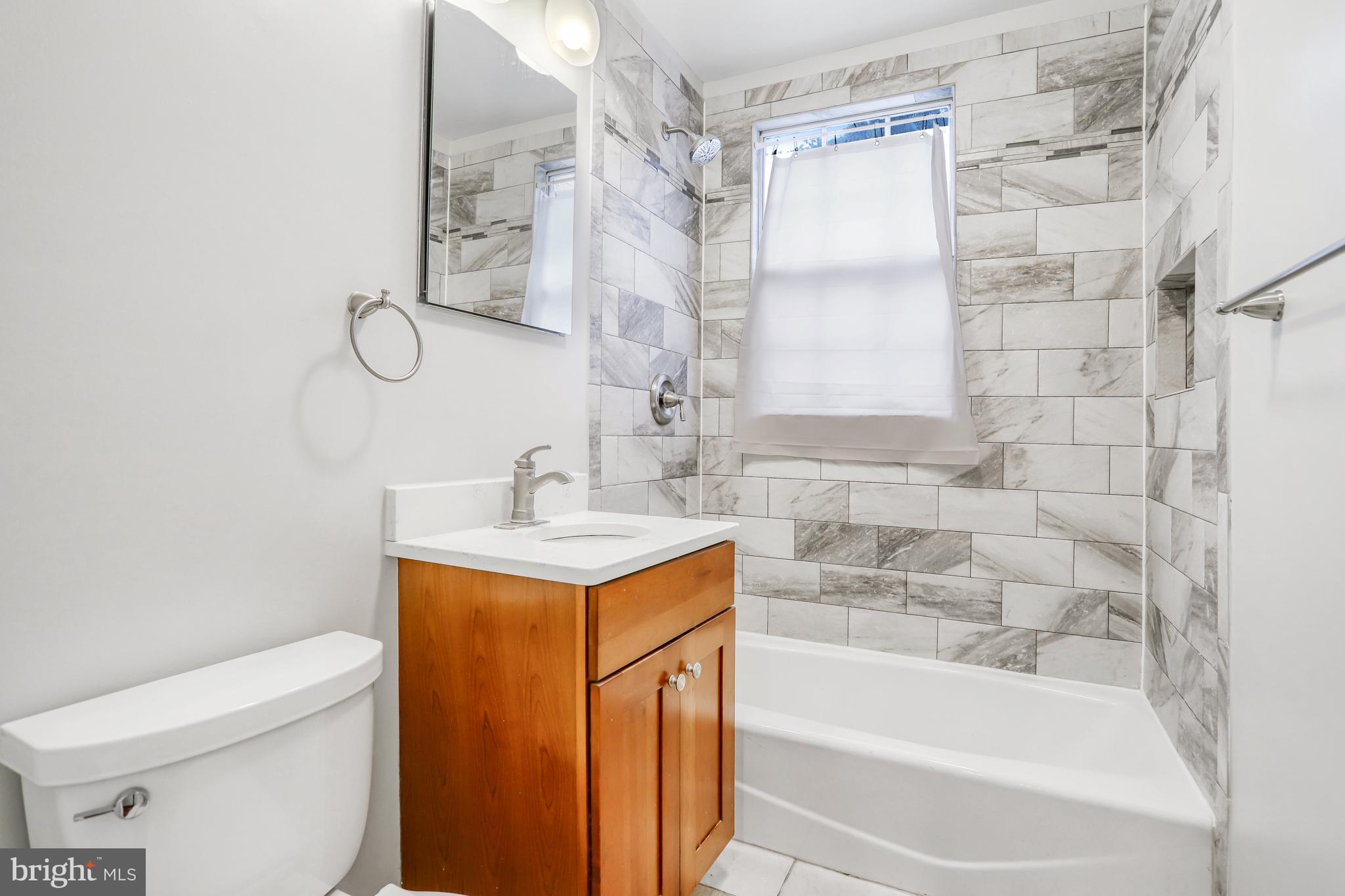 COLONIAL VILLAGE - Residential Lease