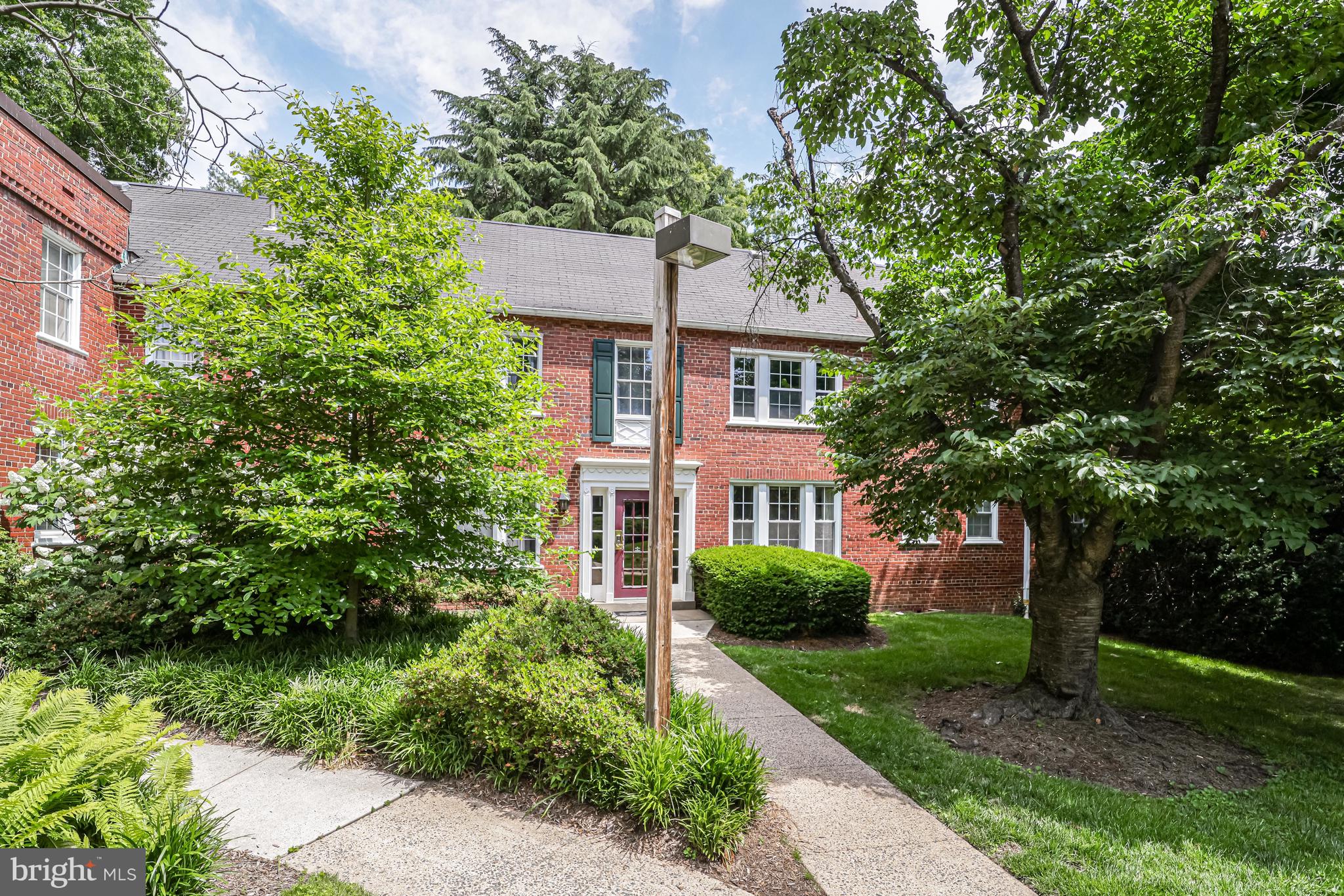 COLONIAL VILLAGE - Residential Lease