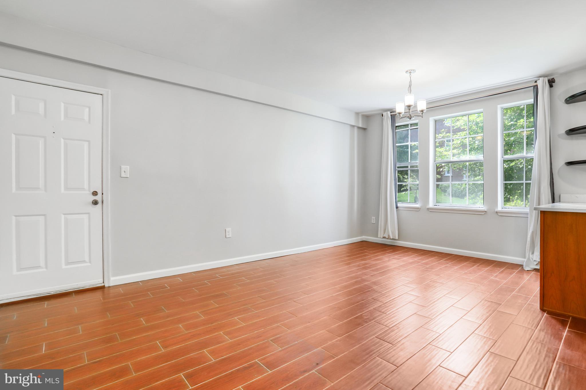 COLONIAL VILLAGE - Residential Lease