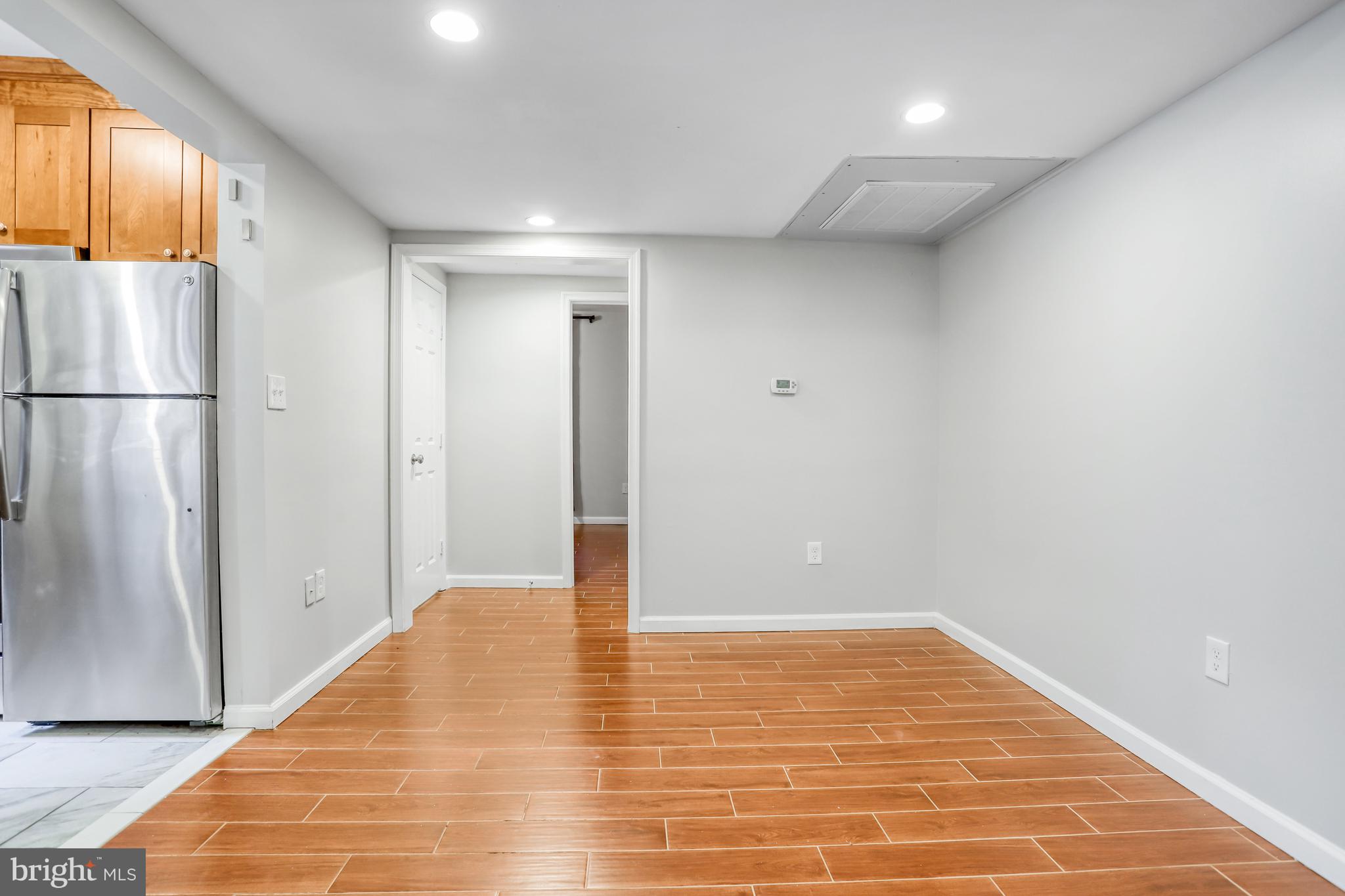 COLONIAL VILLAGE - Residential Lease