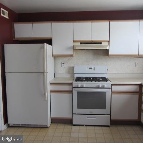49 46TH STREET N