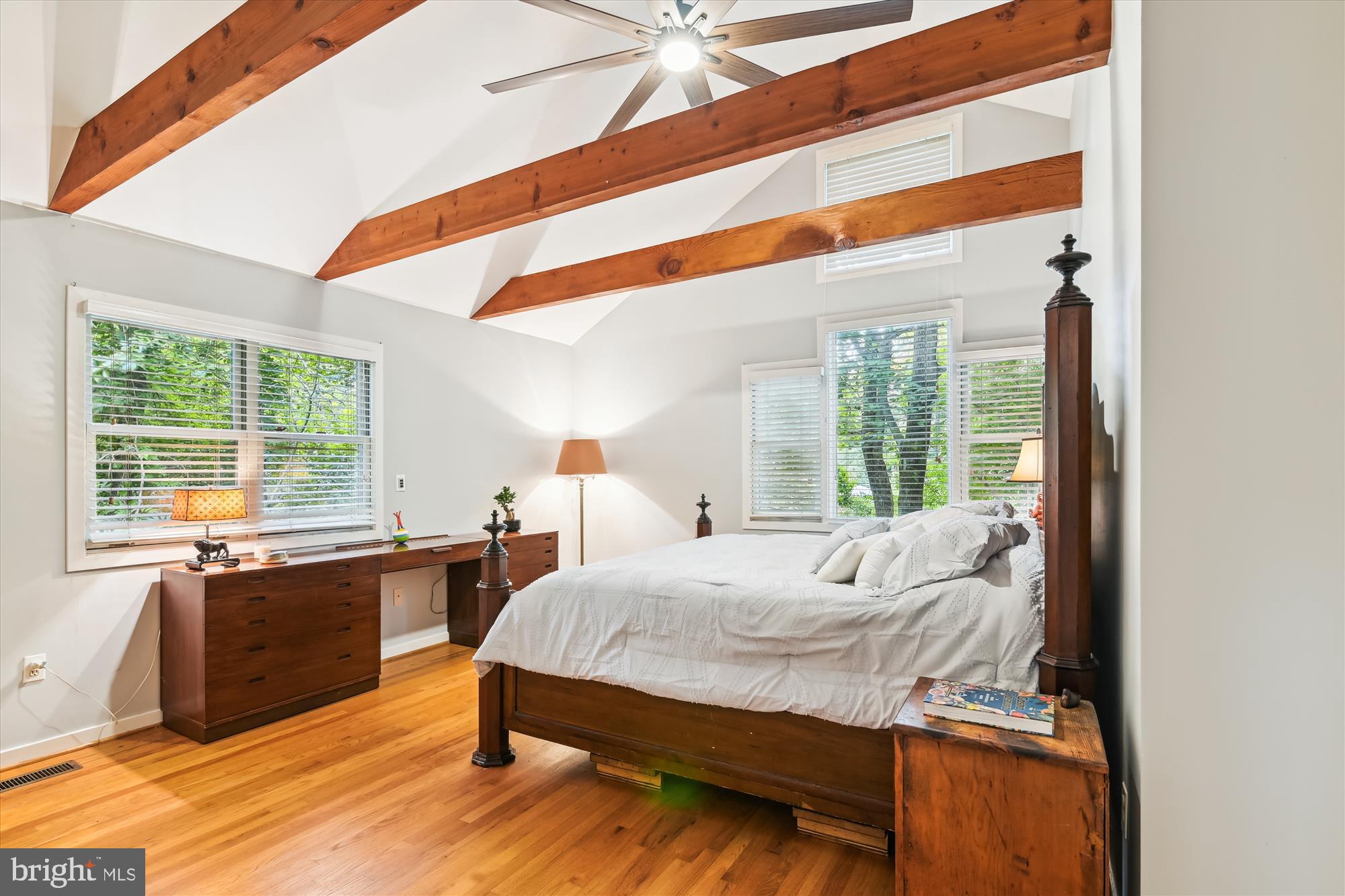 BAY HIGHLANDS - Residential