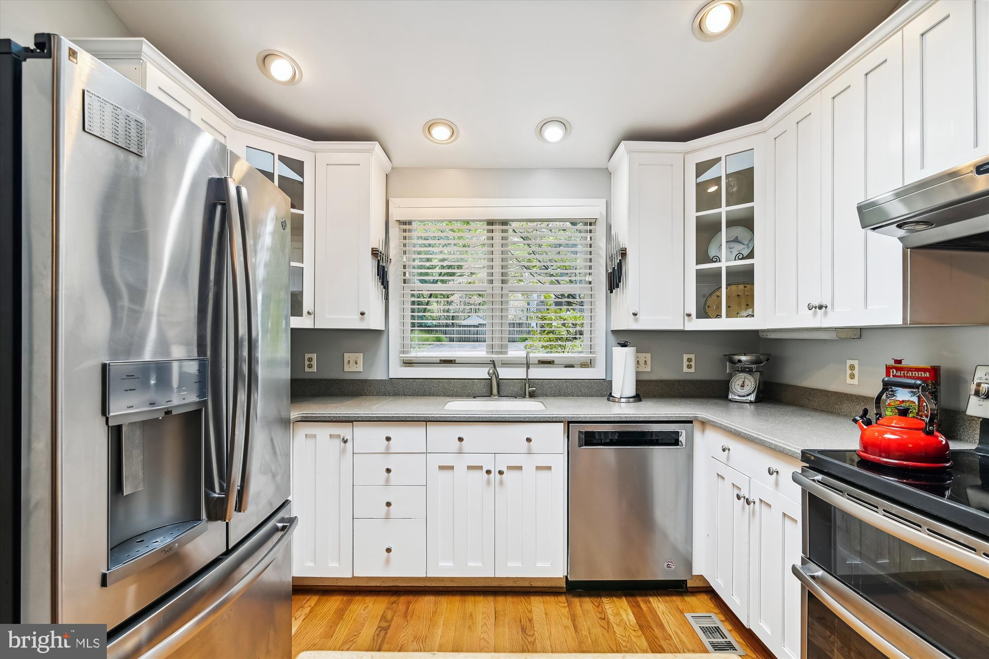 BAY HIGHLANDS - Residential