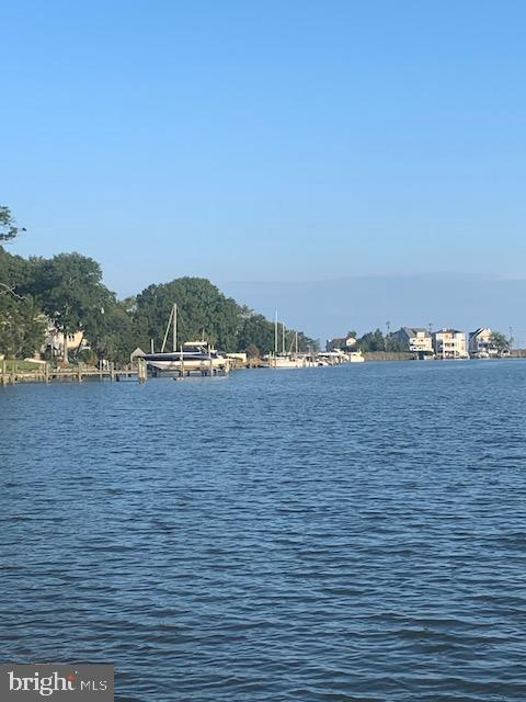 BAY HIGHLANDS - Residential