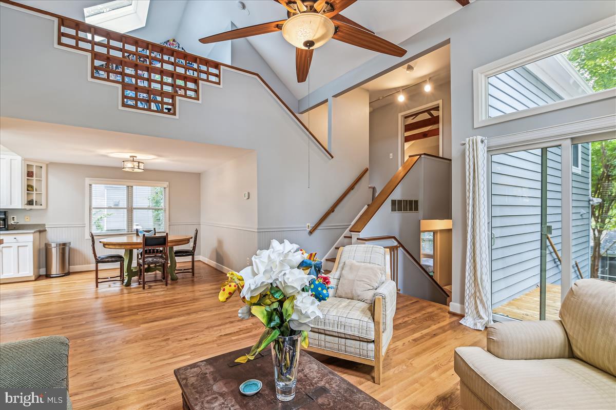 BAY HIGHLANDS - Residential