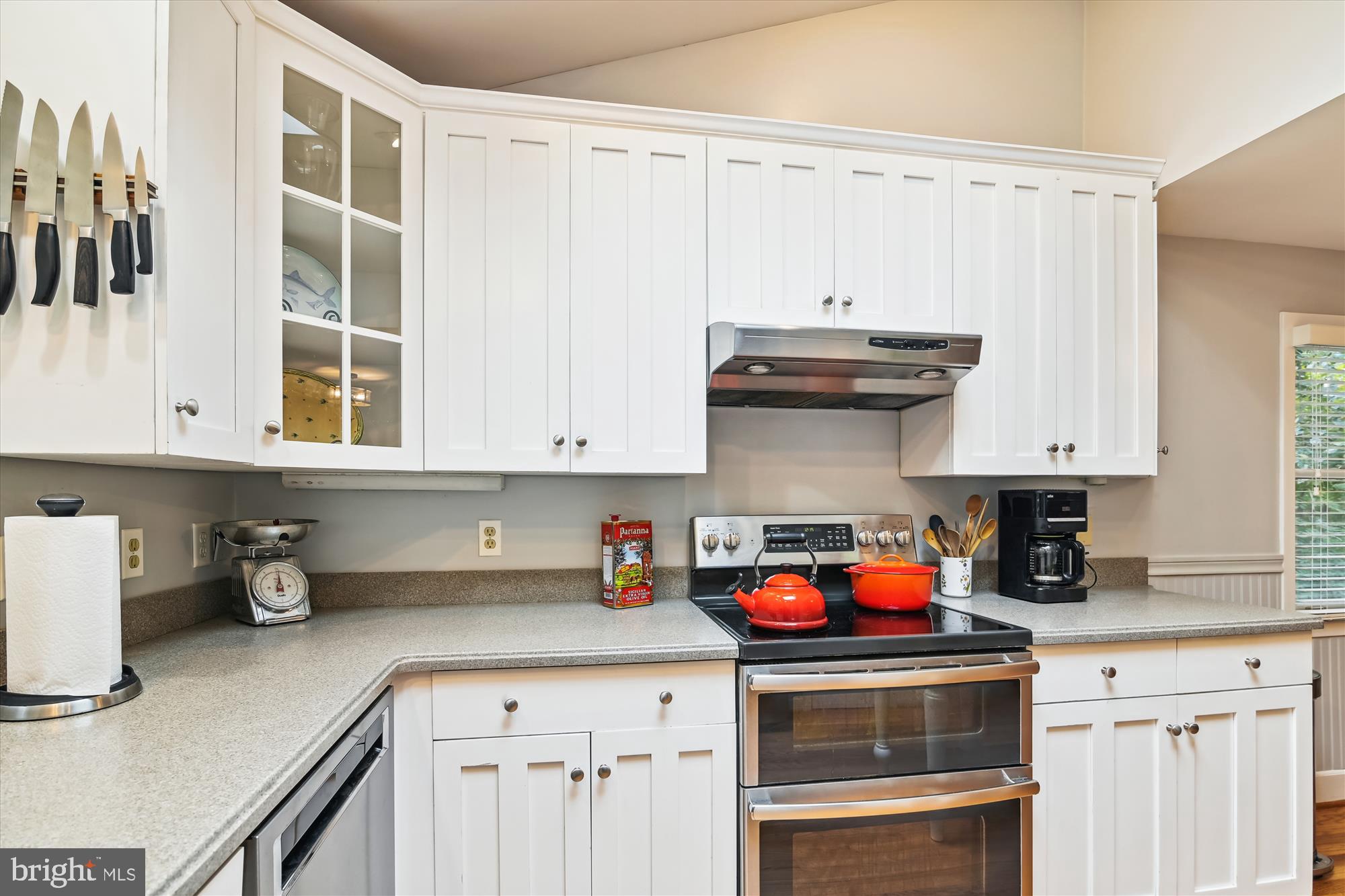 BAY HIGHLANDS - Residential