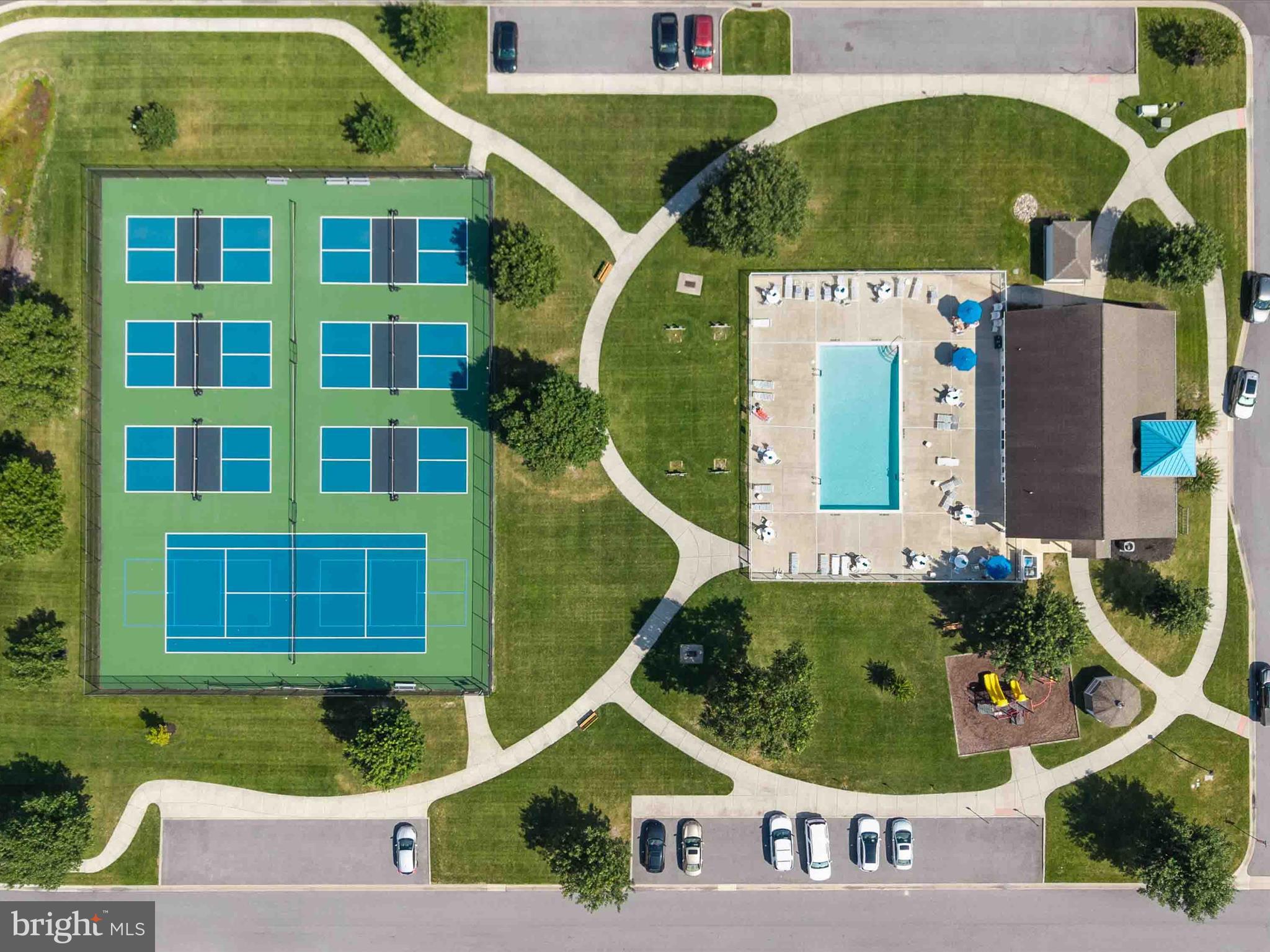 FAIRWAY VILLAGE - Residential