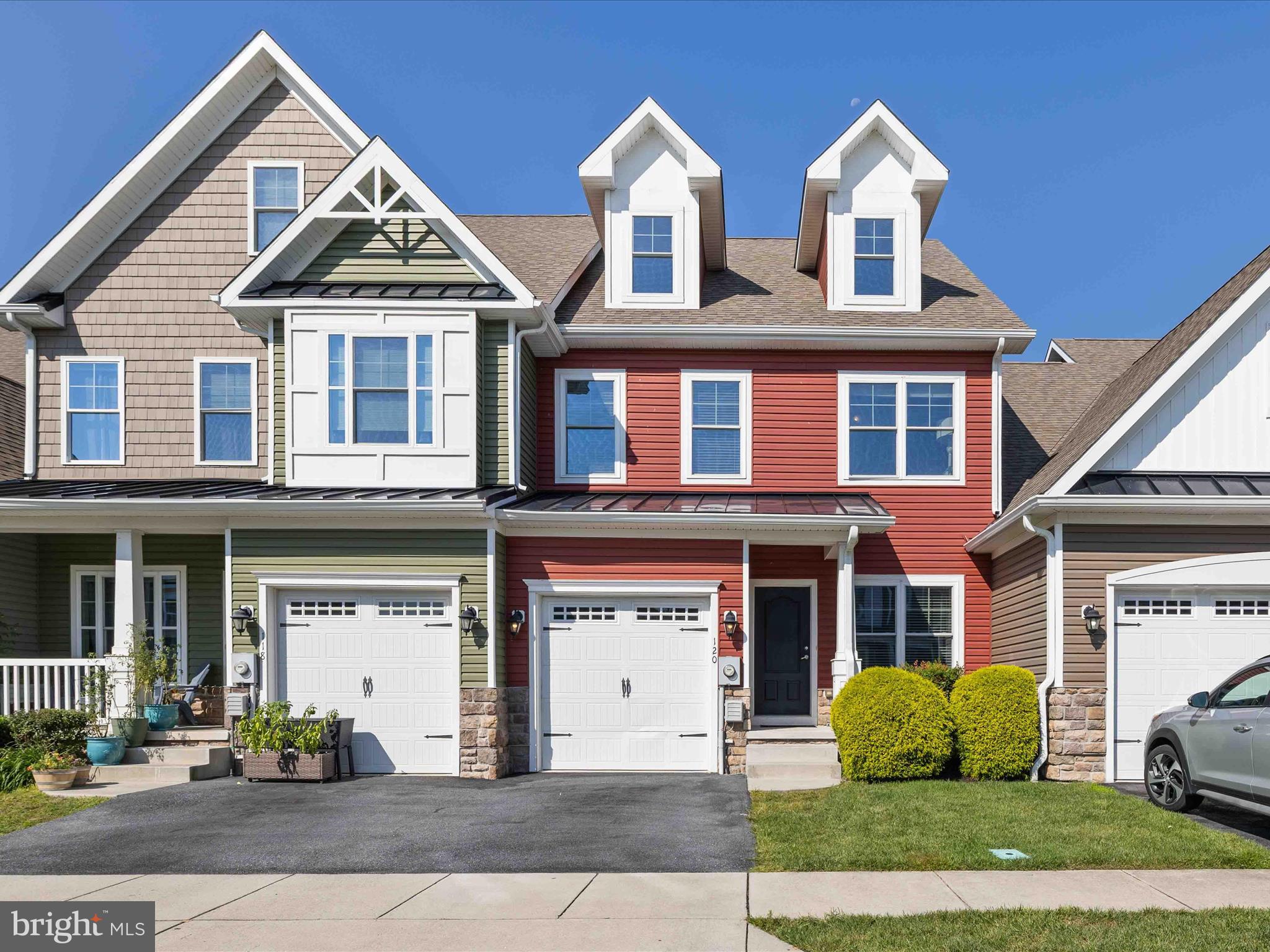 FAIRWAY VILLAGE - Residential