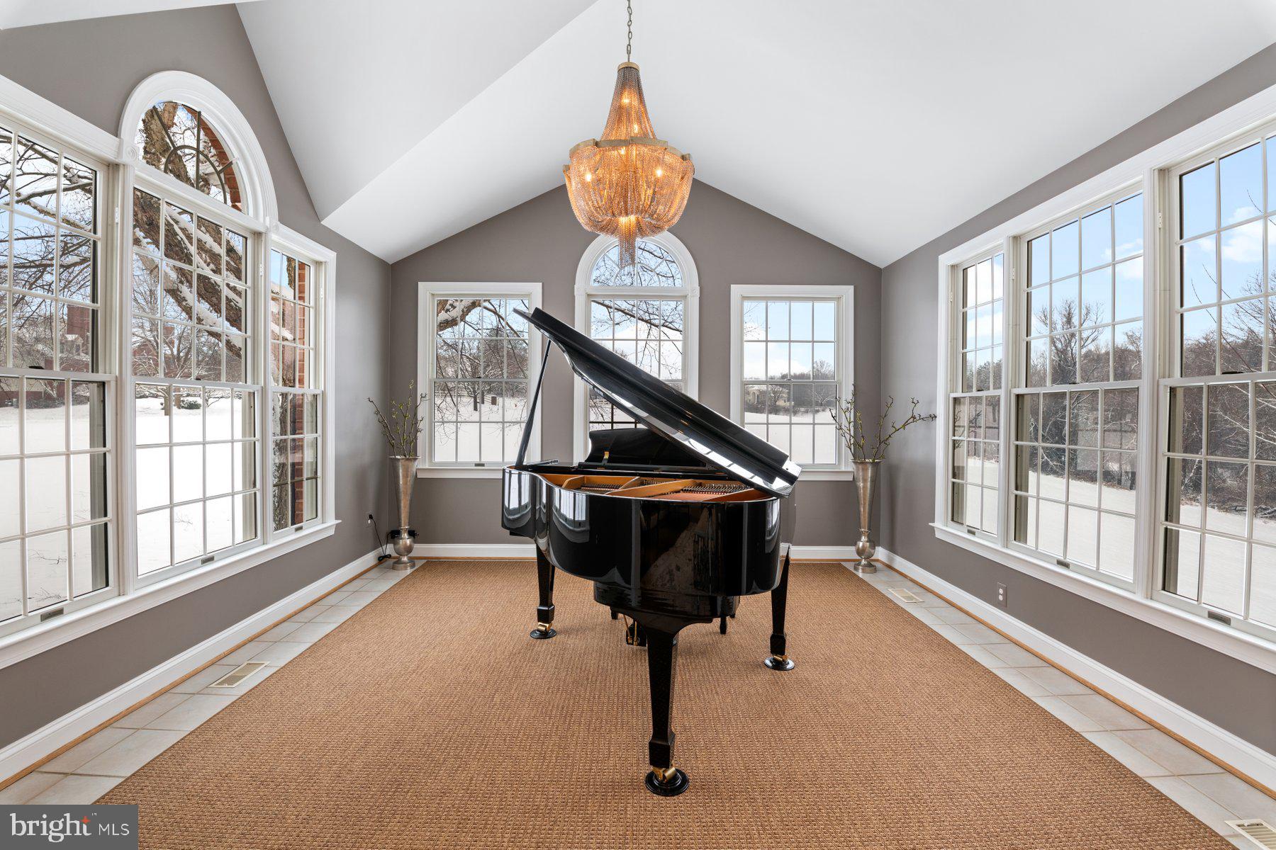 SPRING VALLEY ESTATES - Residential