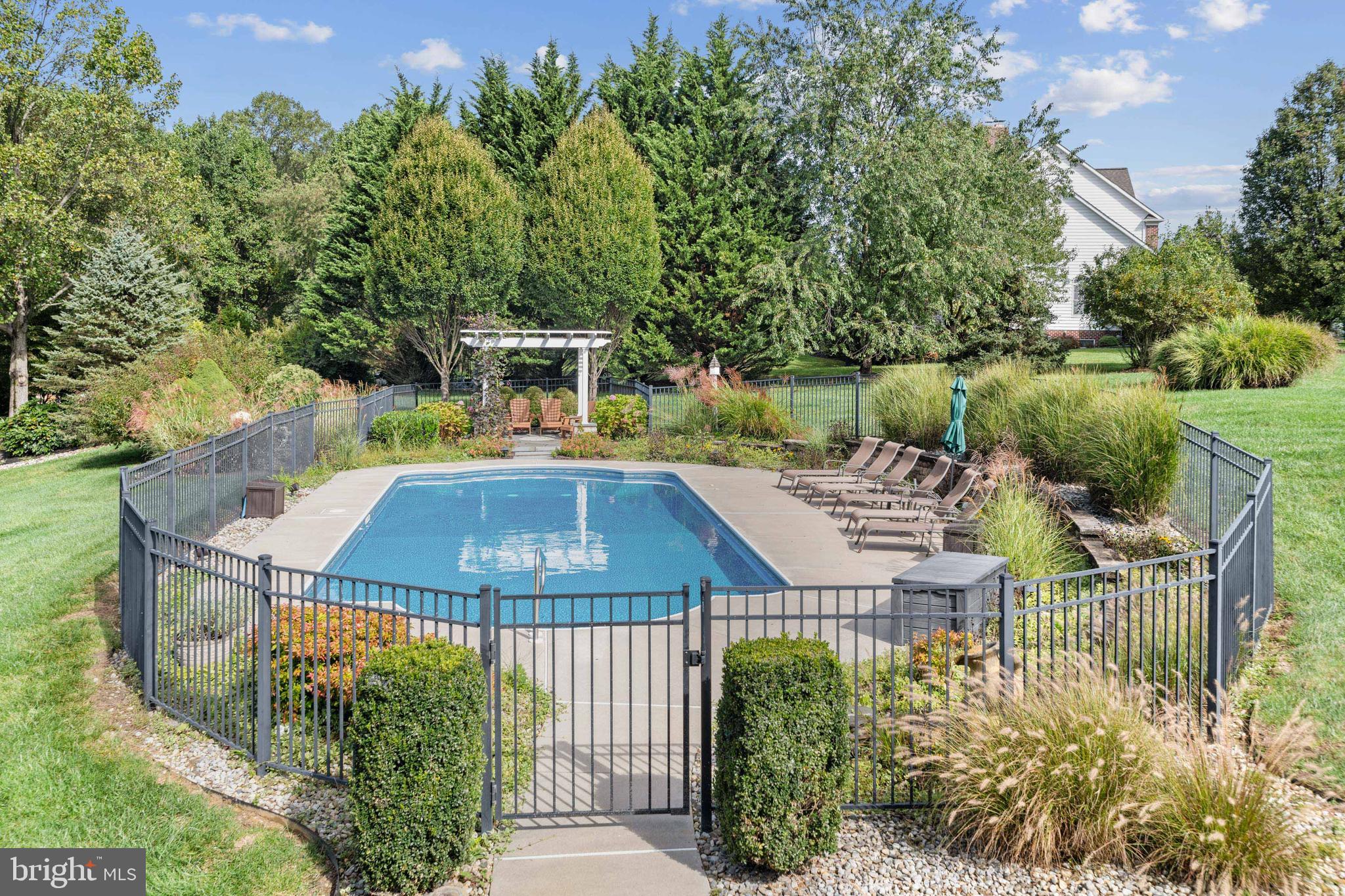 SPRING VALLEY ESTATES - Residential