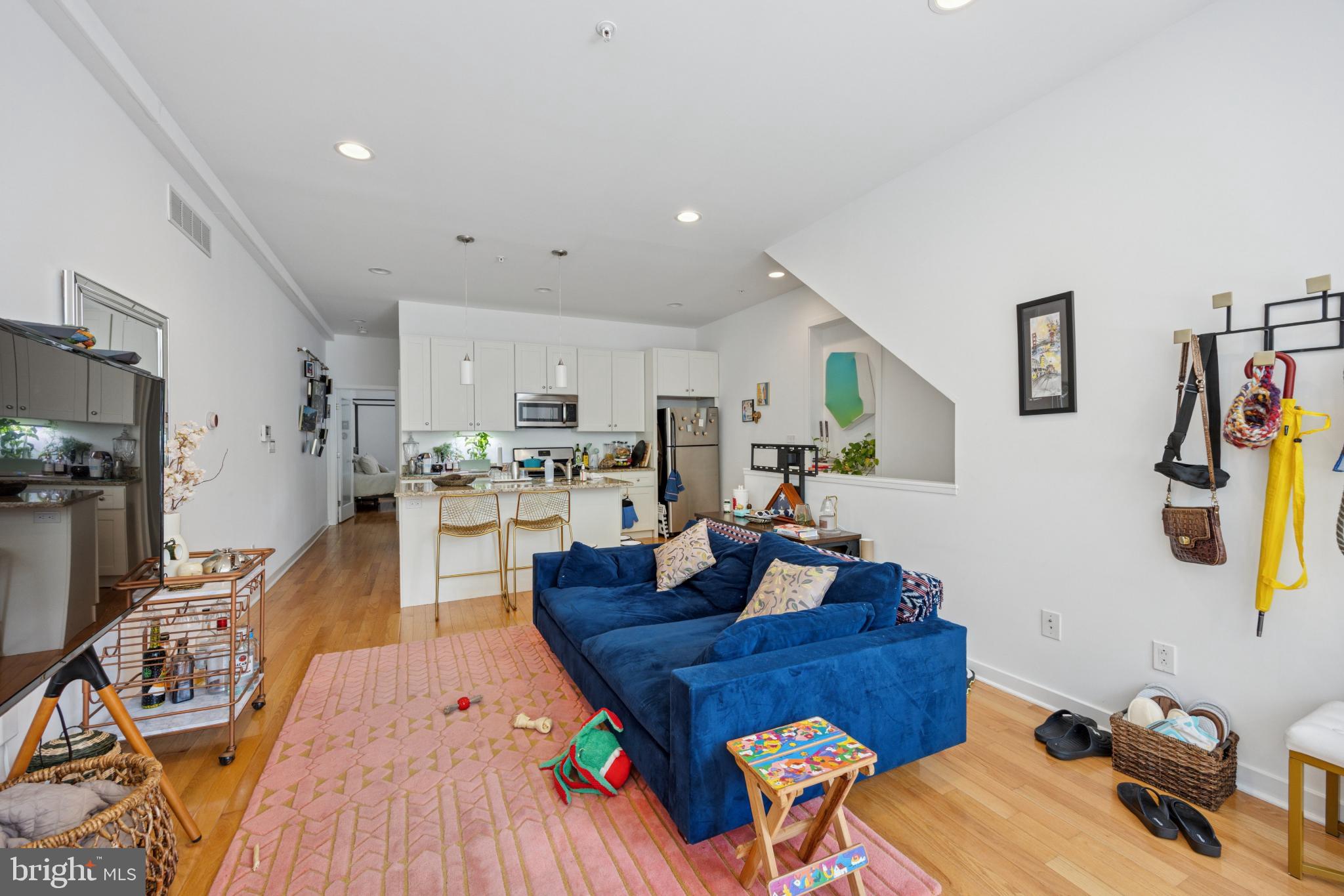 673 N 15TH STREET