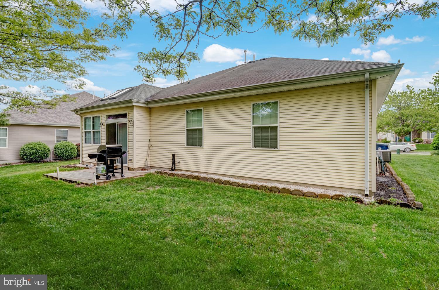 4 PELICAN LANE