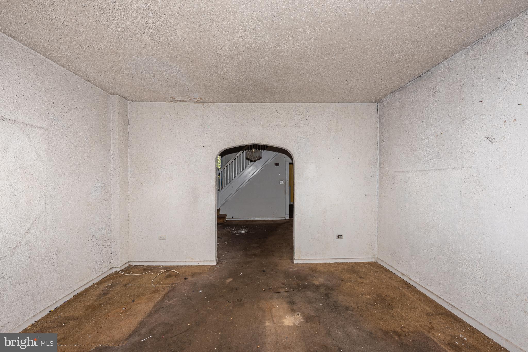 MILL HILL - Residential