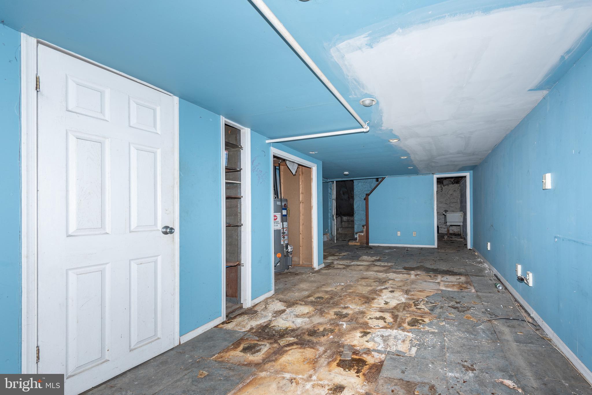 MILL HILL - Residential