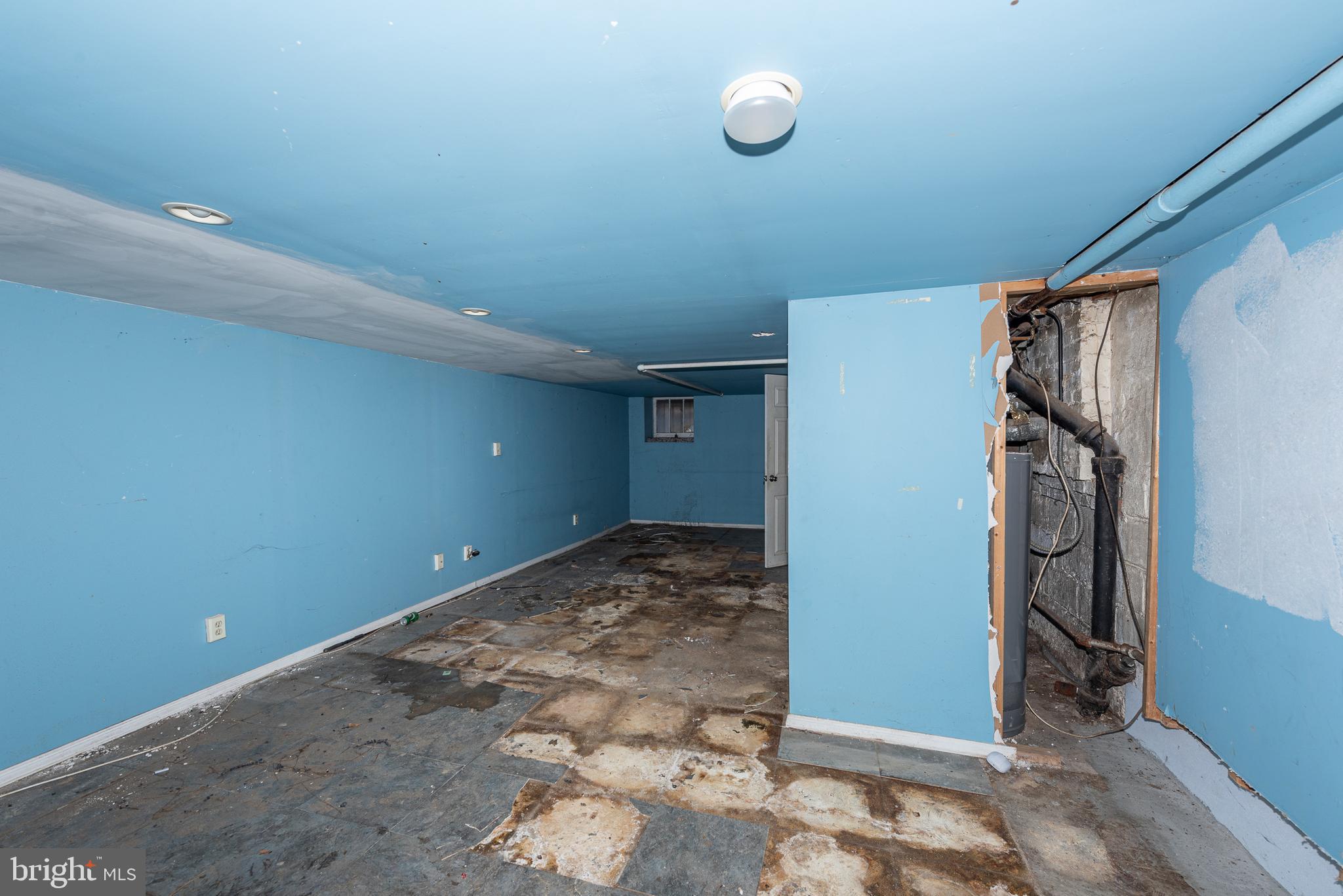 MILL HILL - Residential