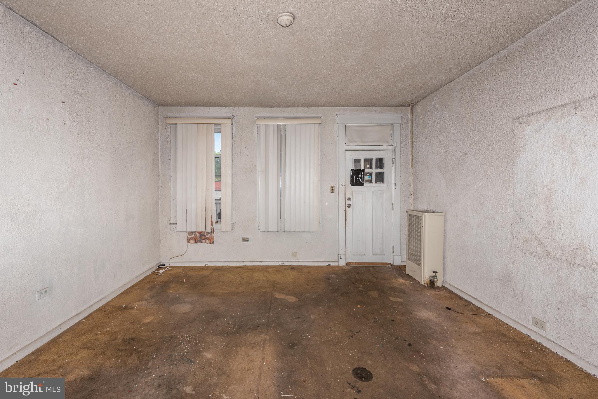 MILL HILL - Residential