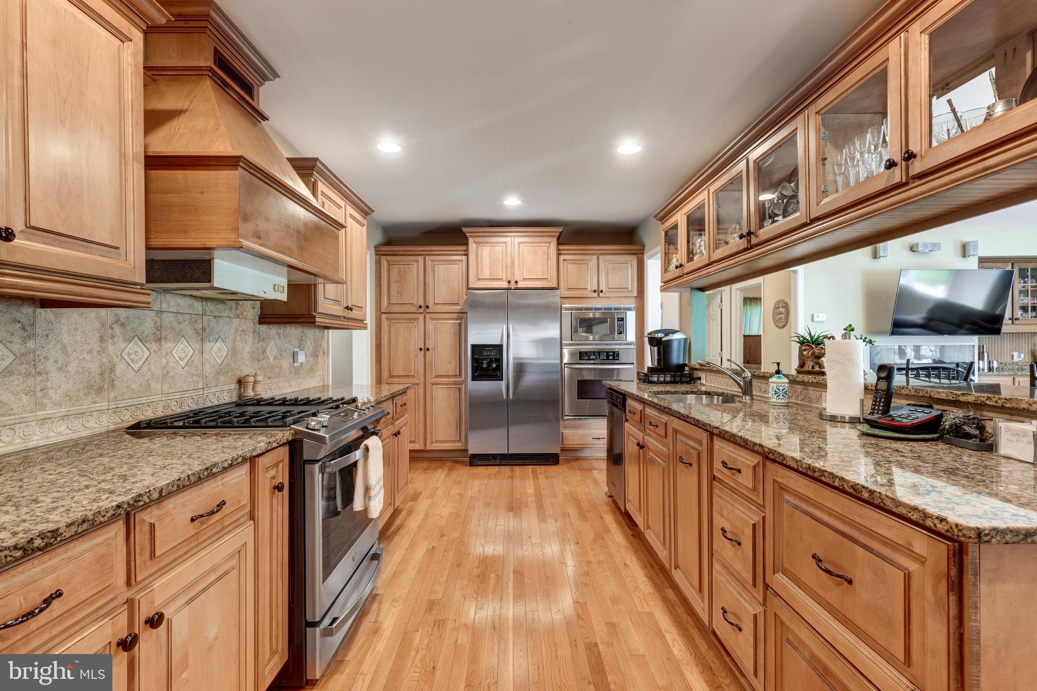 VALLEY STREAM - Residential