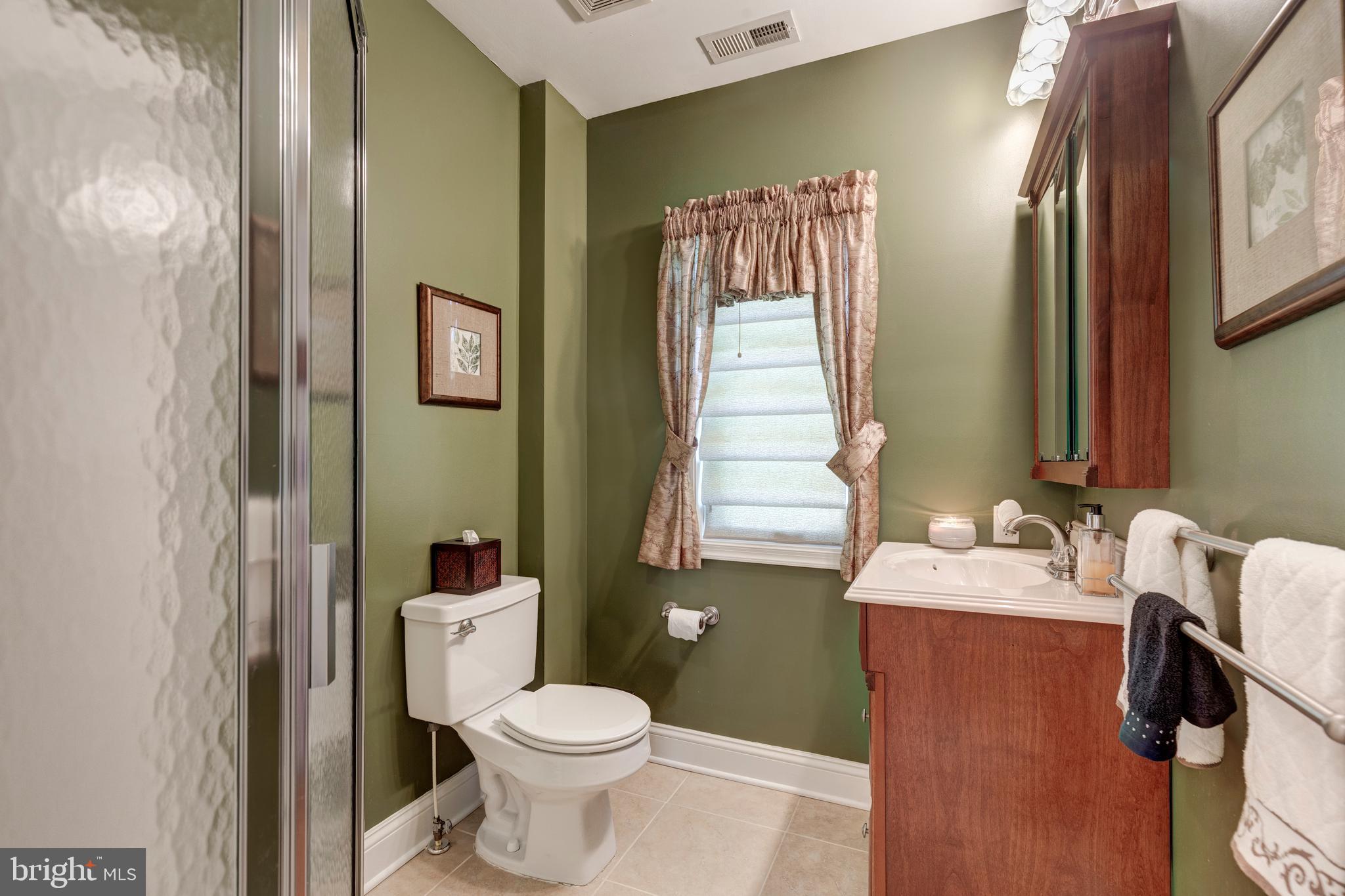 VALLEY STREAM - Residential