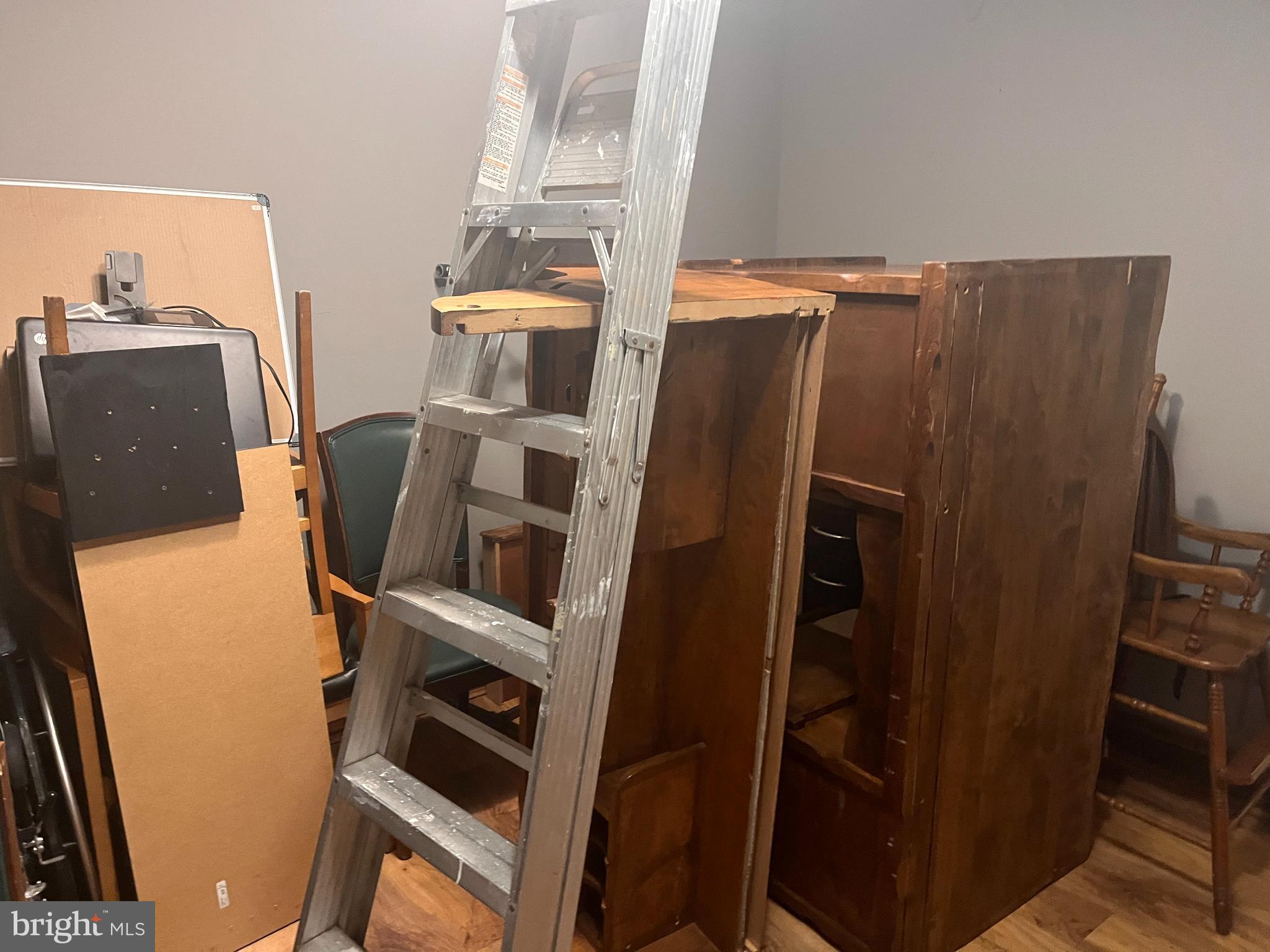 130 W. KING STREET 301