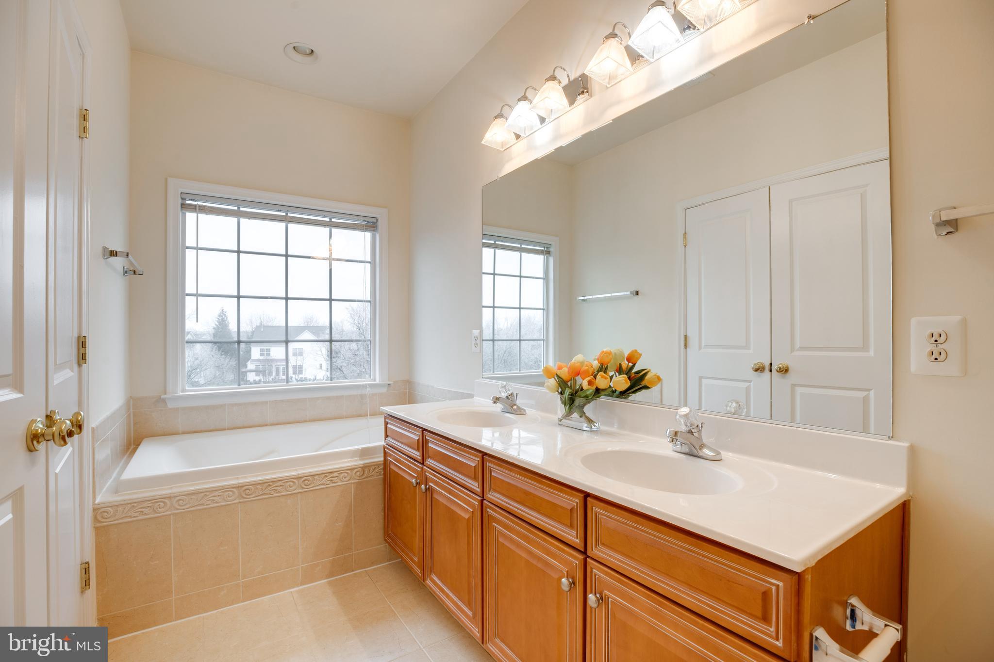 MEADOWS AT MORRIS FARM - Residential Lease